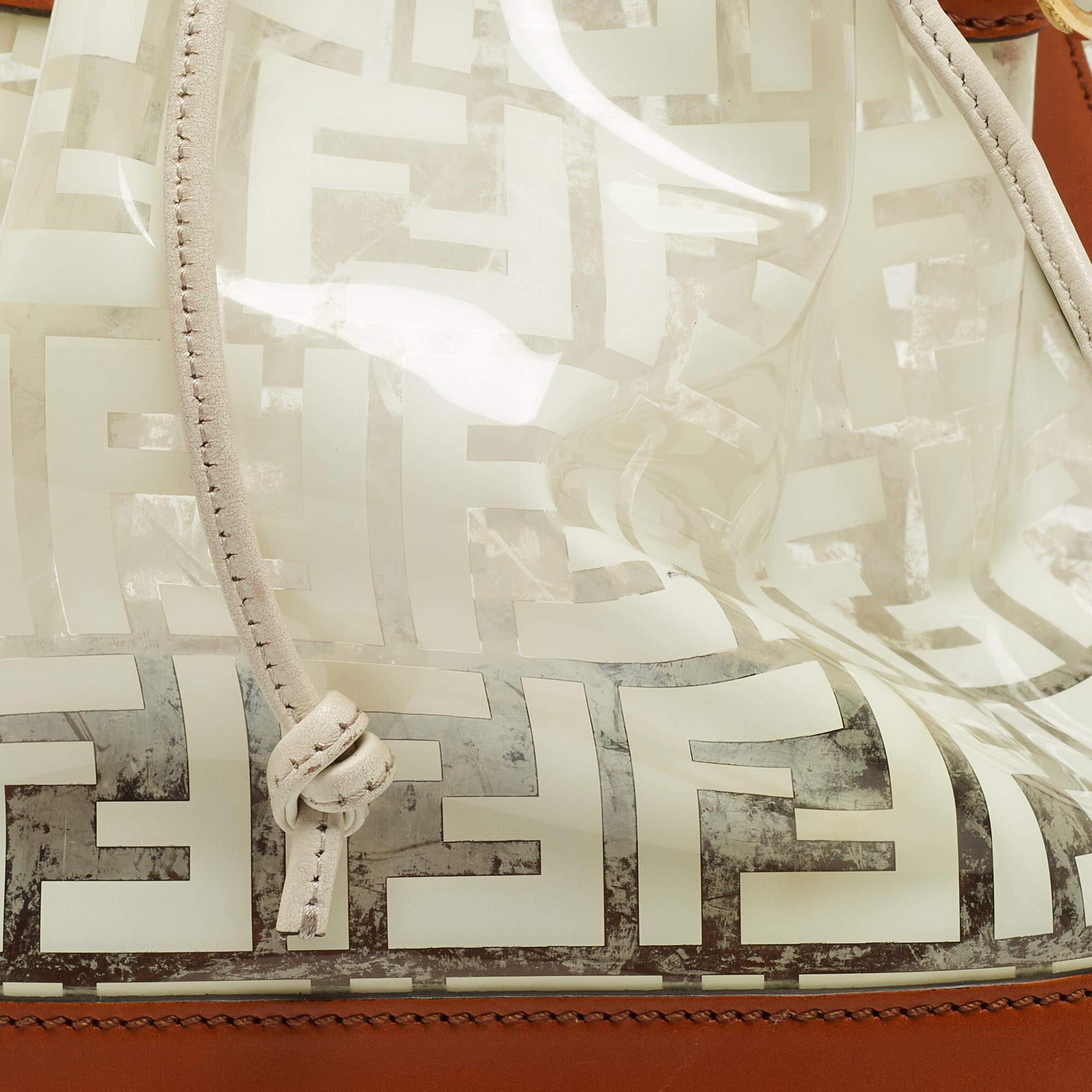 Fendi Brown/White Zucca Print PVC and Leather Mon Tresor Bucket Bag In Good Condition In Dubai, Al Qouz 2