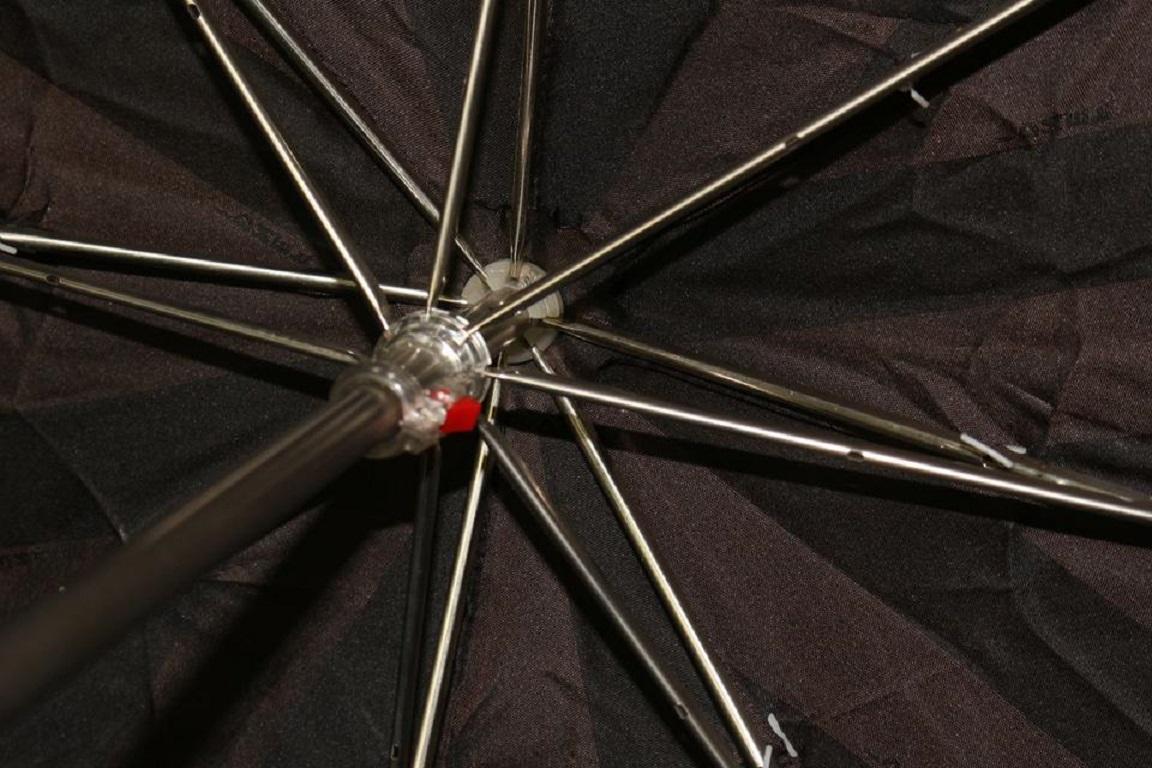 Fendi Brown x Black Pequin Stripe Umbrella 1025f3 For Sale 3