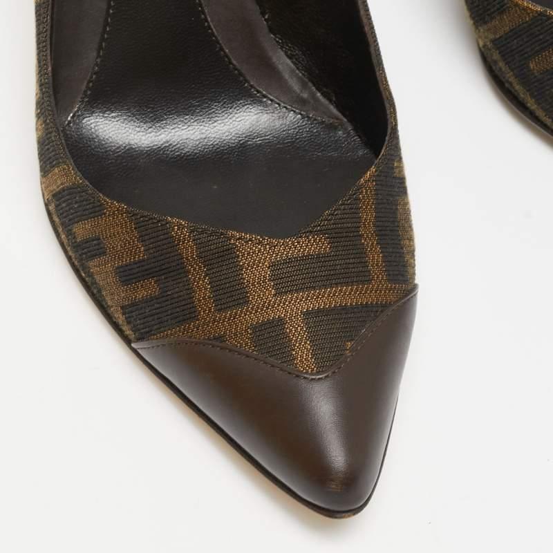 Women's Fendi Brown Zucca Canvas And Leather Pointed Toe Pumps Size 38.5