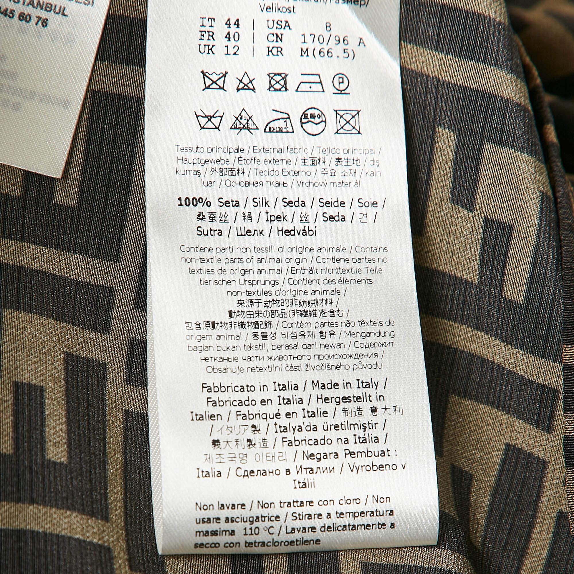 Fendi Brown Ensemble chemise et pyjama en soie imprimé Zucca M Pour femmes en vente