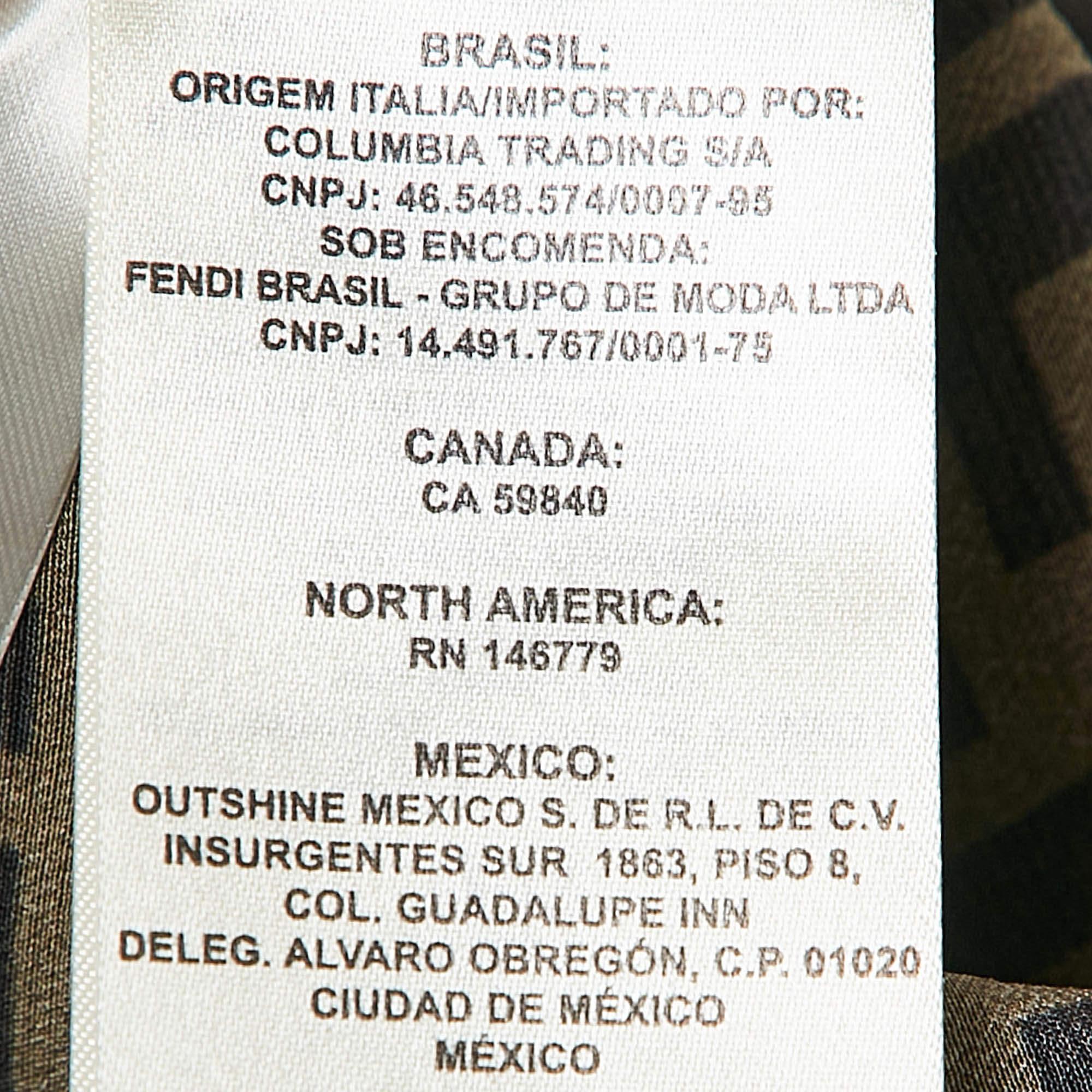 Fendi Brown Ensemble chemise et pyjama en soie imprimé Zucca M en vente 1