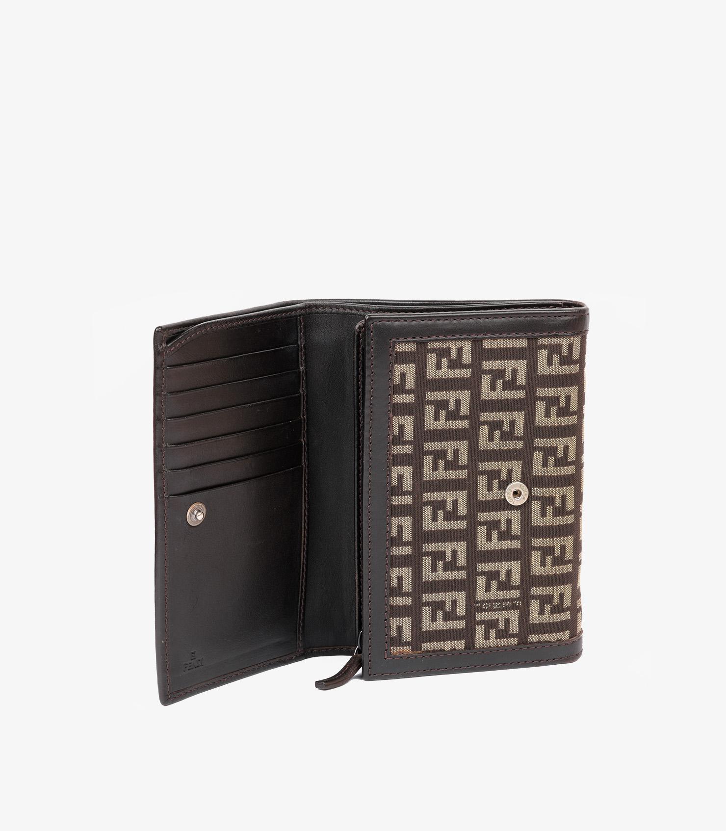  Fendi Portefeuille multifonctions Zucchino Brown Pour femmes 