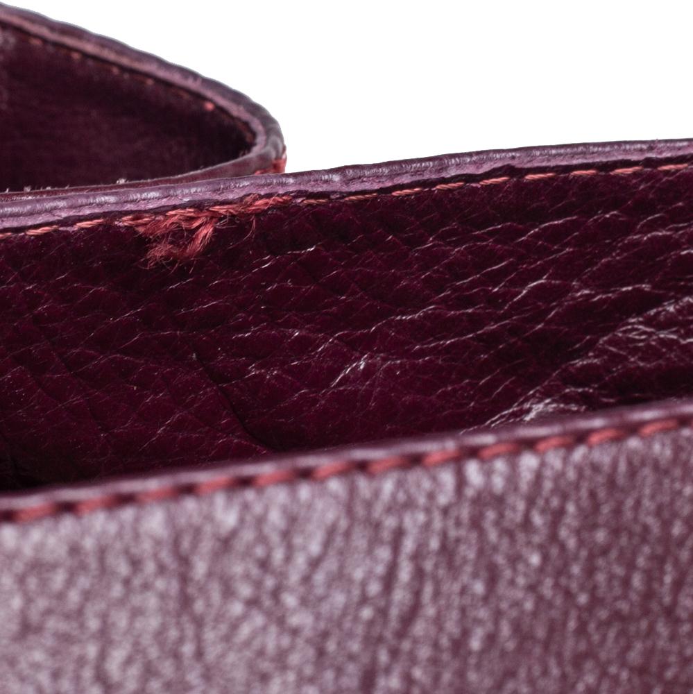 Fendi, pelle borgogna, stivali con fibbia al ginocchio misura 40. 5