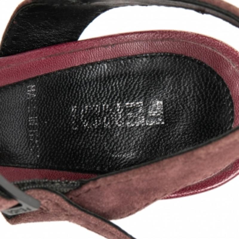 Plataforma de ante burdeos Fendi  Sandalias con correa en el tobillo talla 37 en venta 1