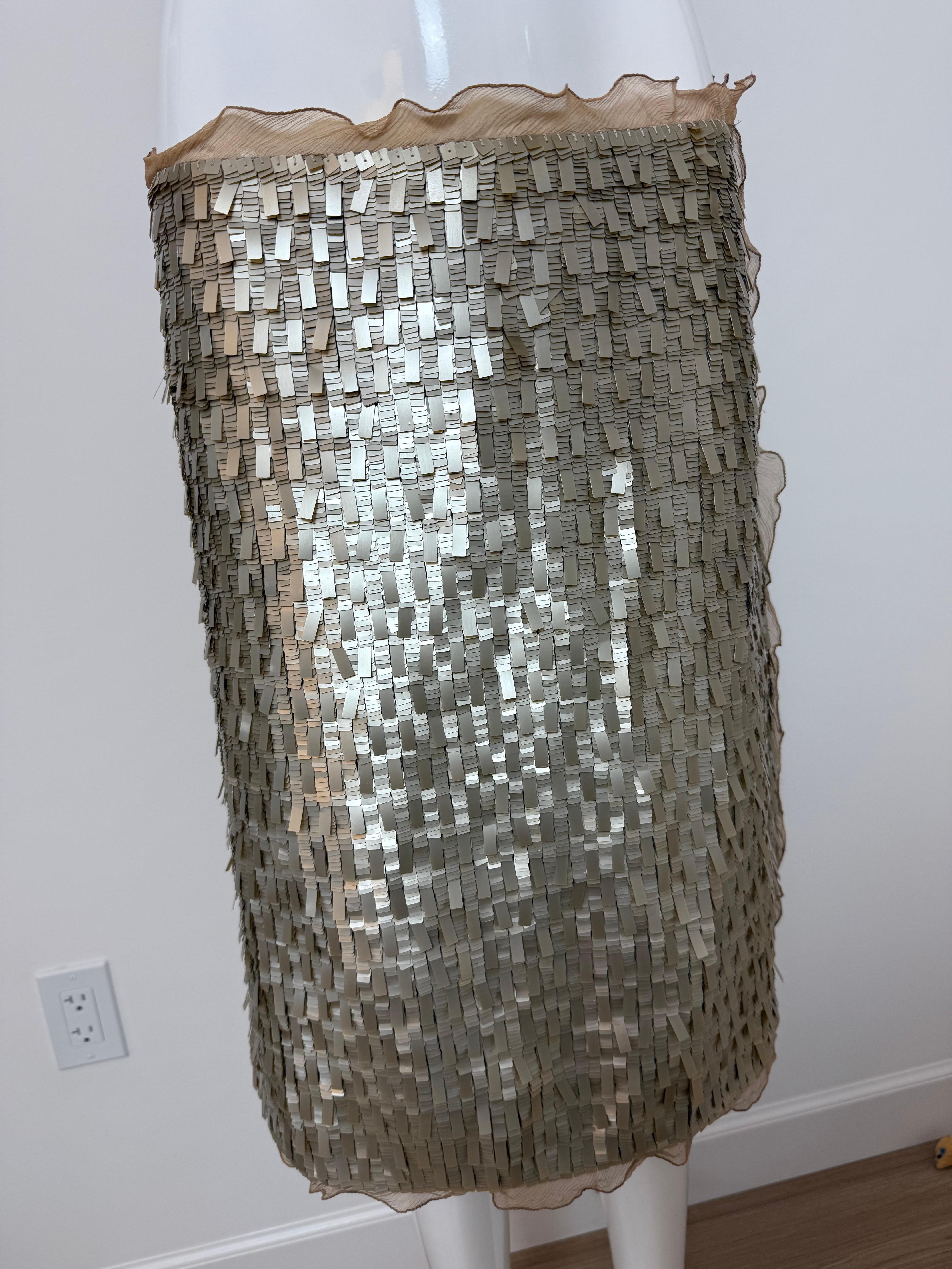 FENDI by Karl Lagerfeld 2000 Vintage Gold Embellished Silk Ruffle Skirt (jupe à volants en soie) en vente 1