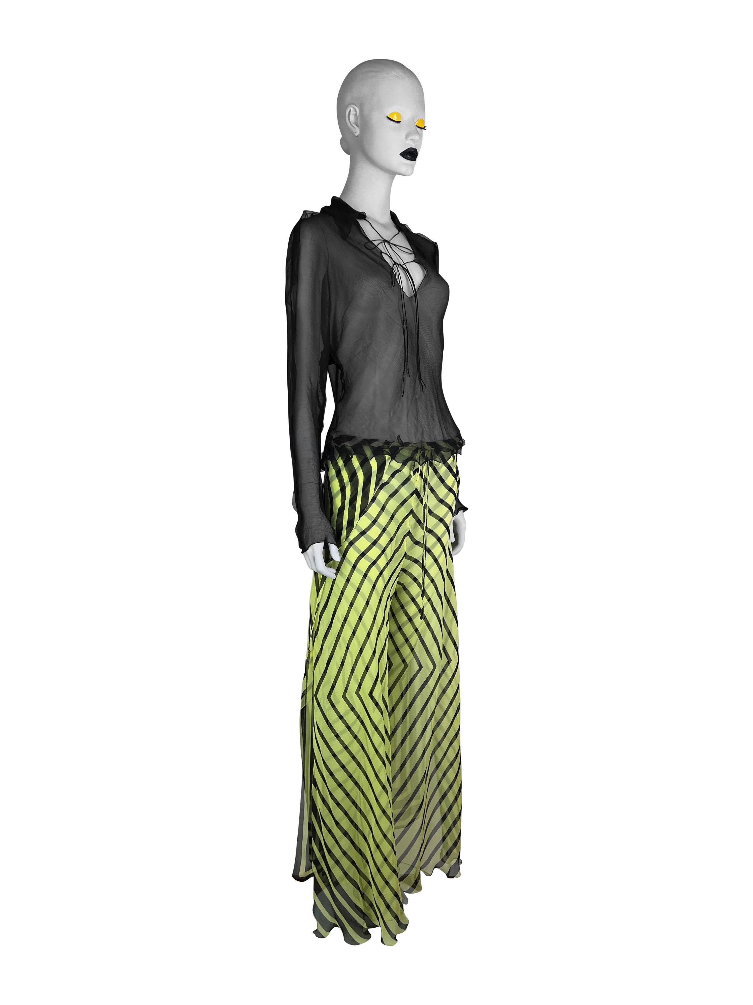 Fendi by Karl Lagerfeld Spring 2000 Doubled Layered Graphic Lime Bias-Cut Silk T For Sale 1