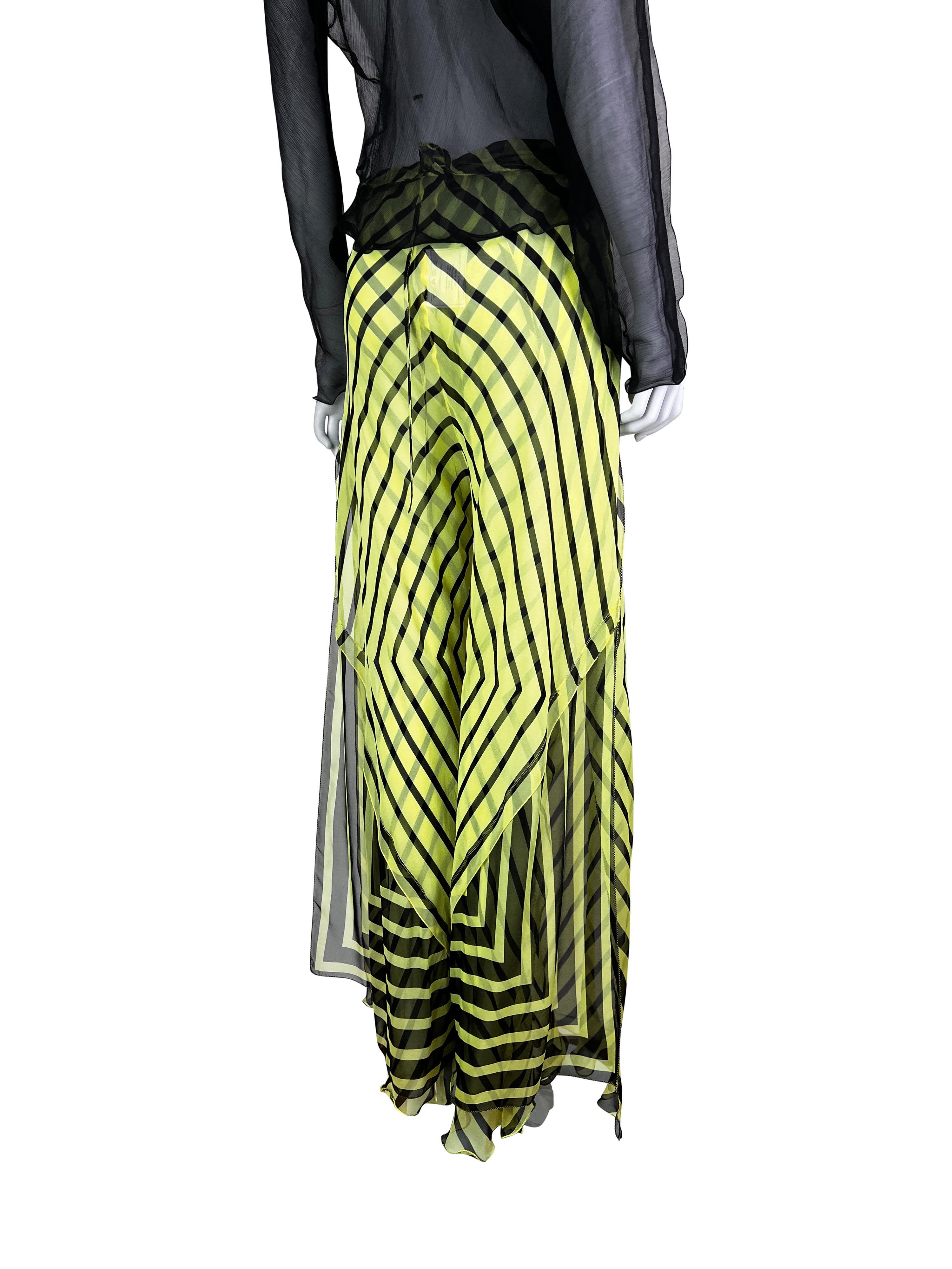 Fendi by Karl Lagerfeld Spring 2000 Doubled Layered Graphic Lime Bias-Cut Silk T For Sale 5