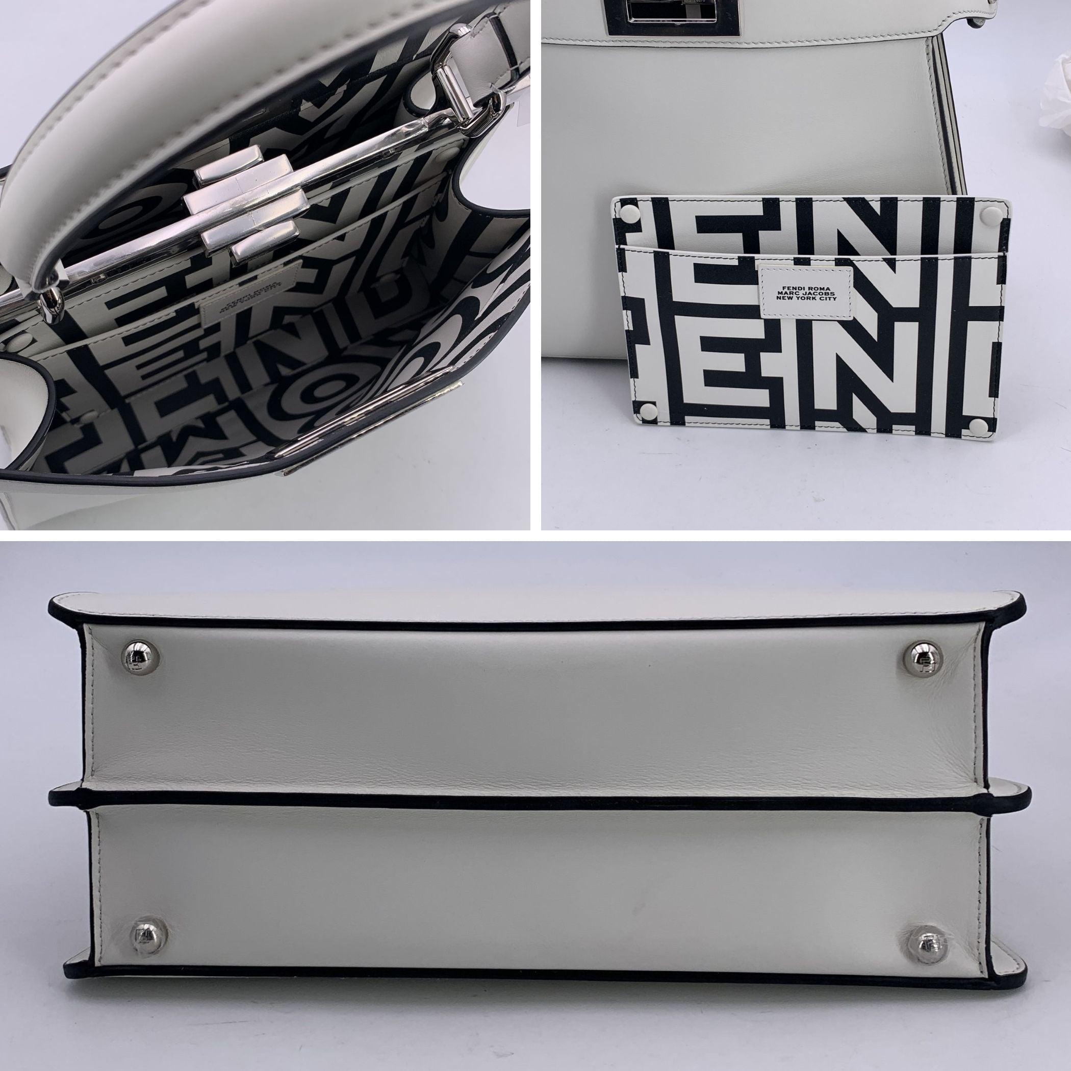 Fendi by Marc Jacobs White Peekaboo ISeeU Medium Top Handle Bag In Excellent Condition For Sale In Rome, Rome