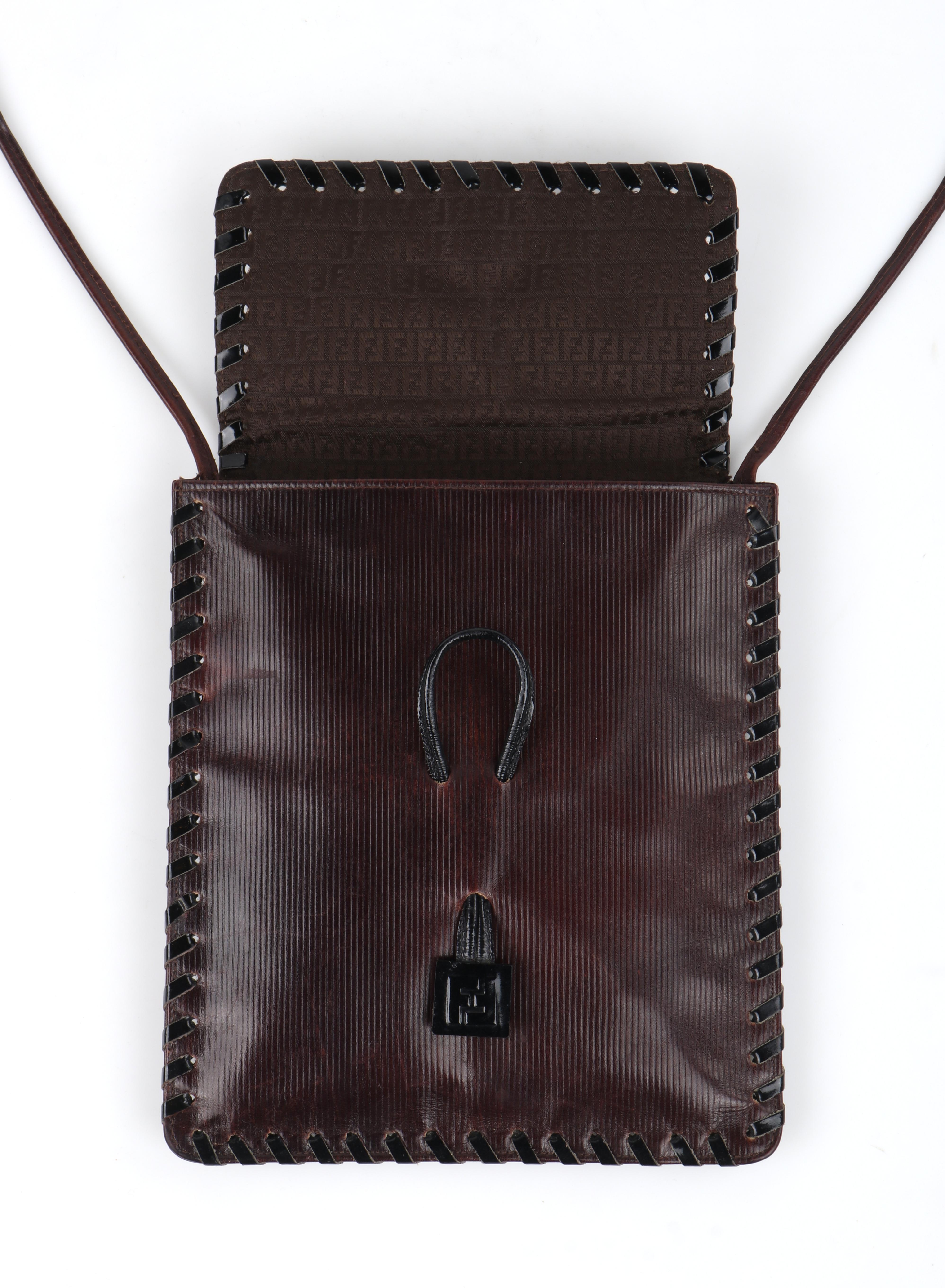 Fendi c.1980s Vtg Brown Polished Leather Ball & Loop Lock Shoulder Crossbody Bag In Good Condition For Sale In Thiensville, WI