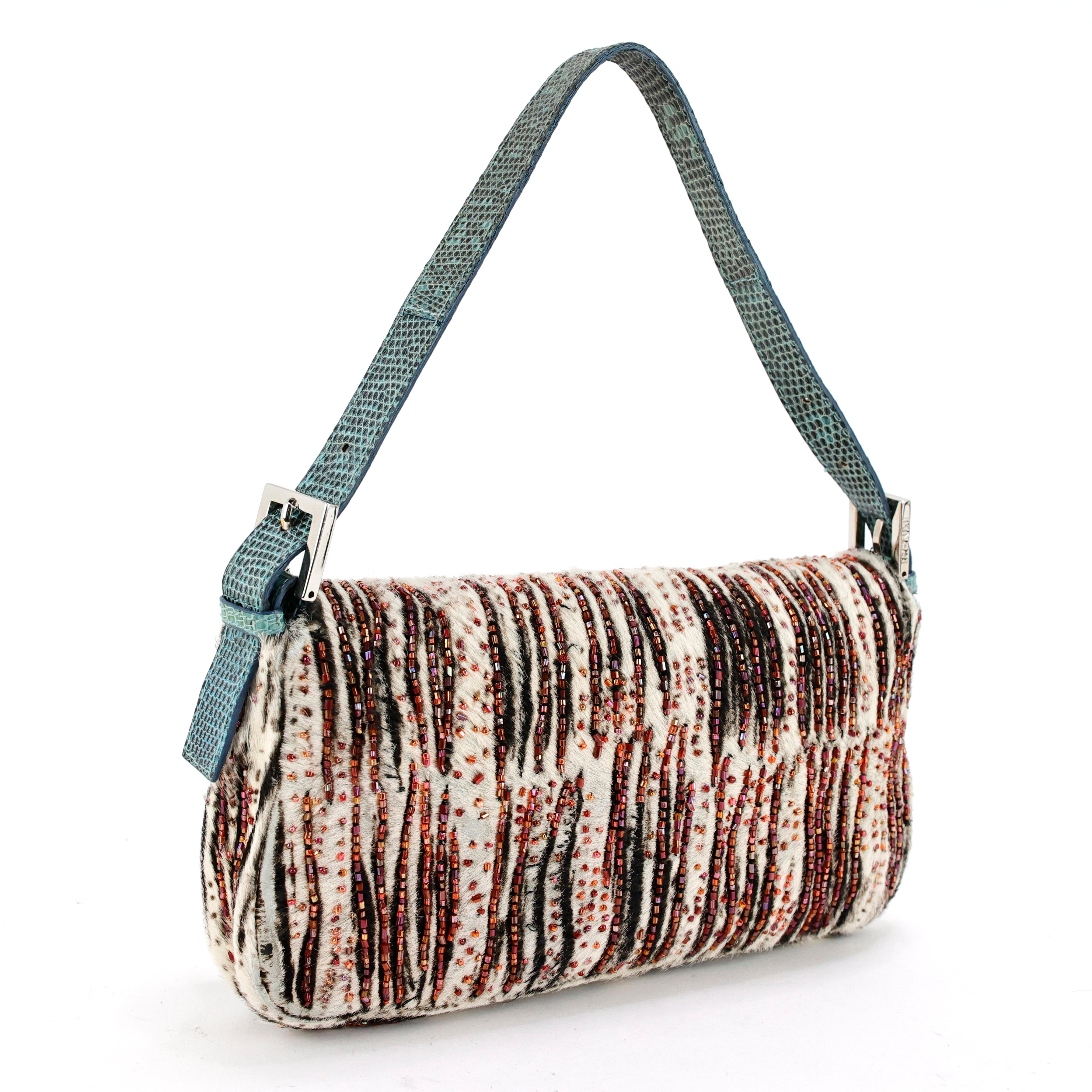 Fendi sac baguette en cuir de veau et lézard perlé imprimé zébré 6