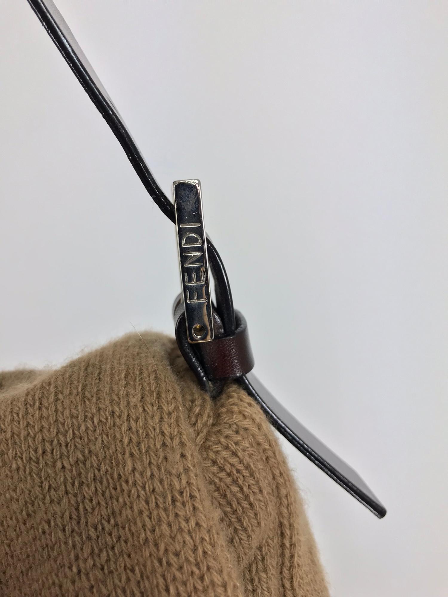 fendi knit baguette