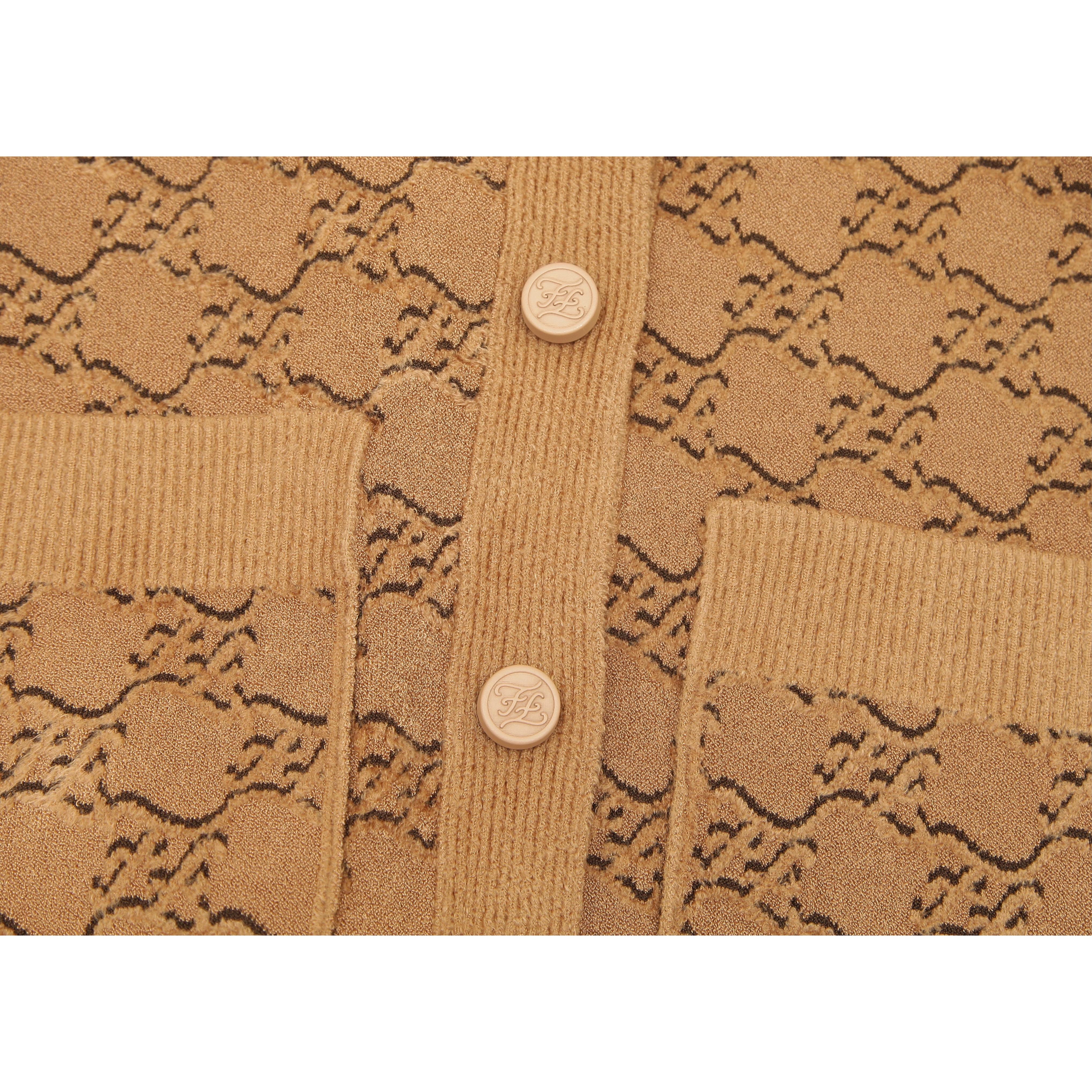 FENDI Cardigan Suéter de punto de manga larga KARLIGRAPHY Marrón Bolsillos Sz 36 NWOT en venta 2