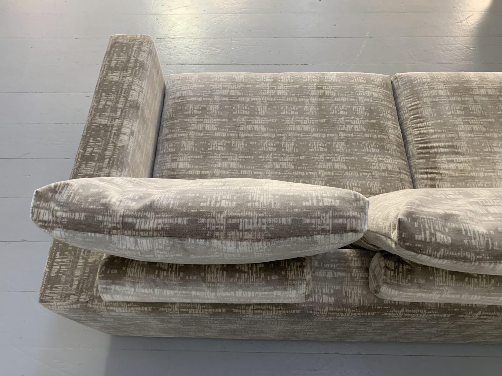 Fendi Casa L-Shape Sofa – 6-Seat – in Patterned Velvet For Sale 3