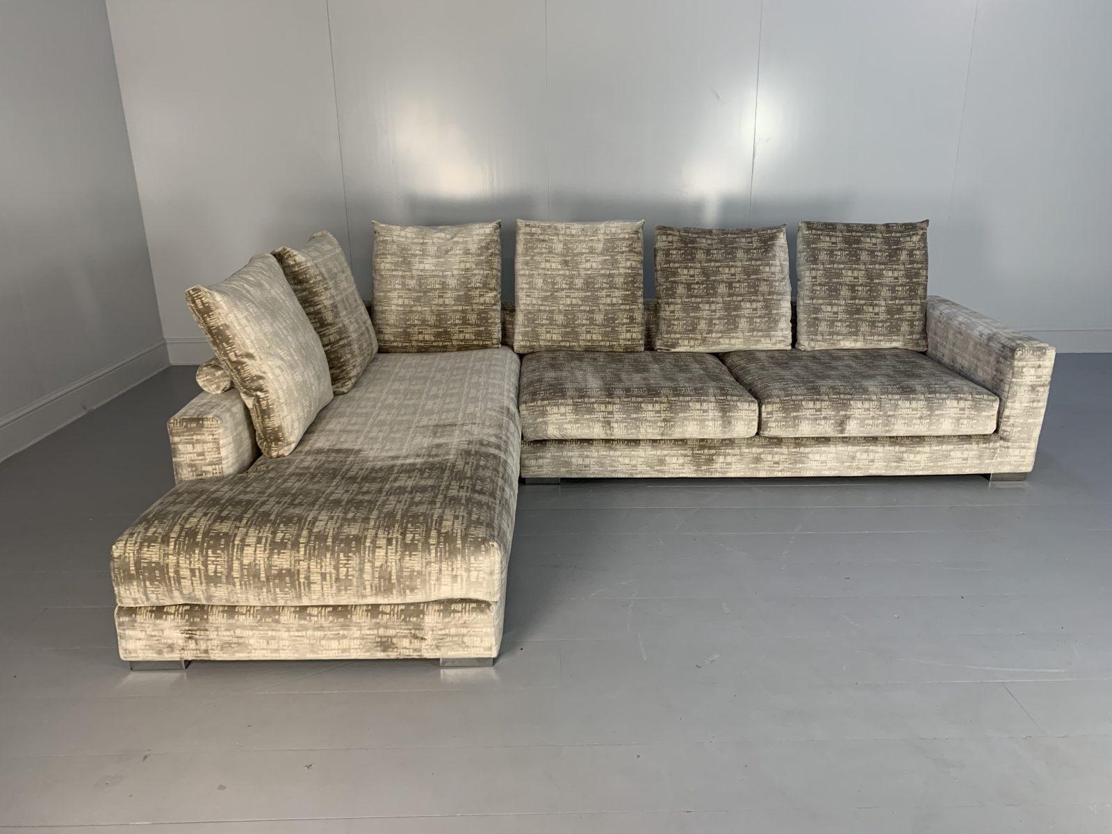Fendi Casa L-Shape Sofa - 6-Sitz - In gemustertem Samt (21. Jahrhundert und zeitgenössisch) im Angebot