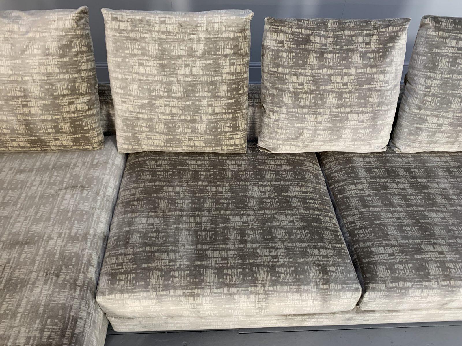 Fendi Casa L-Shape Sofa – 6-Seat – in Patterned Velvet For Sale 1