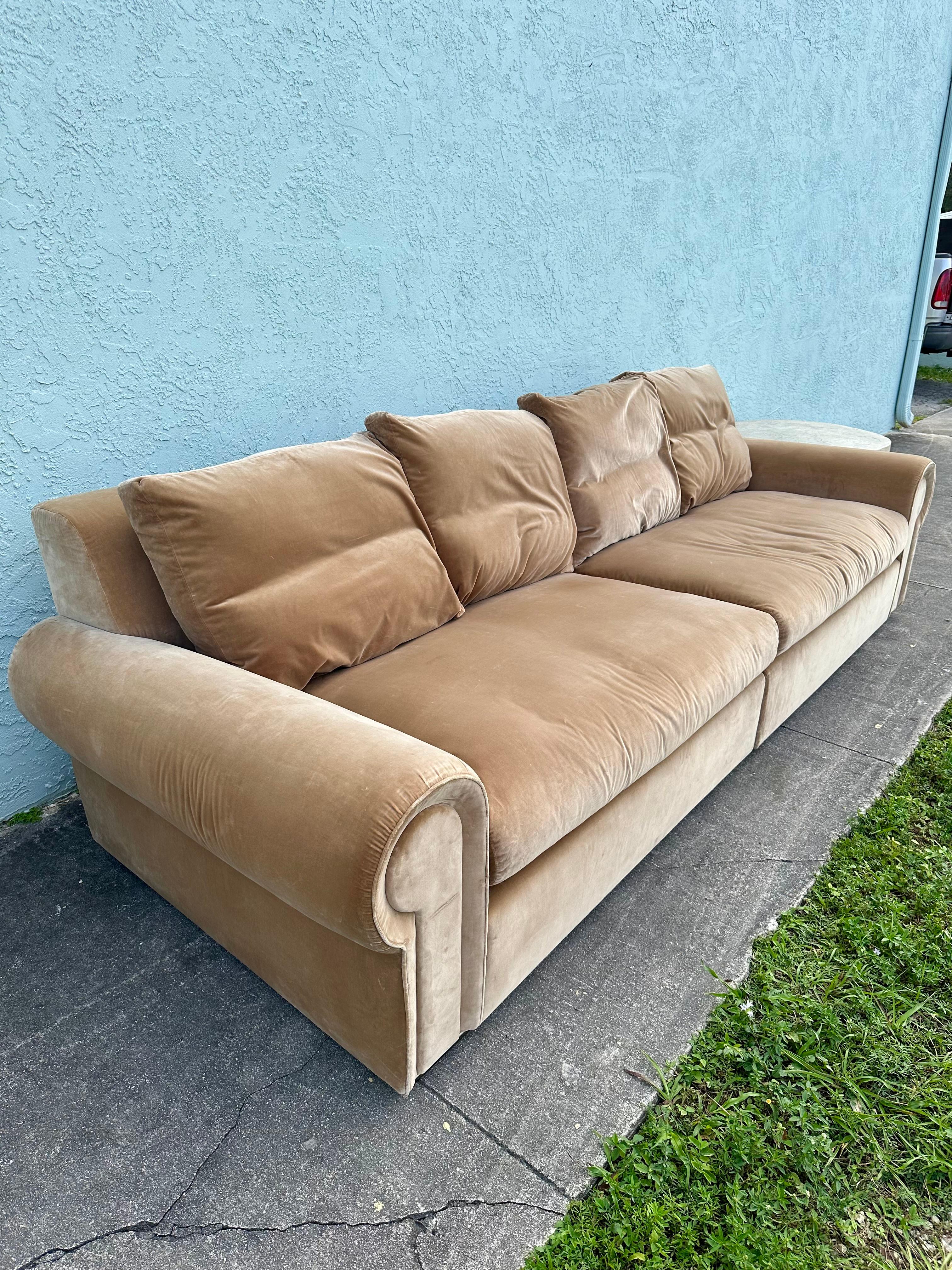 Fendi Casa Sofá Modular Abatible de Terciopelo Tan Camel en venta 2