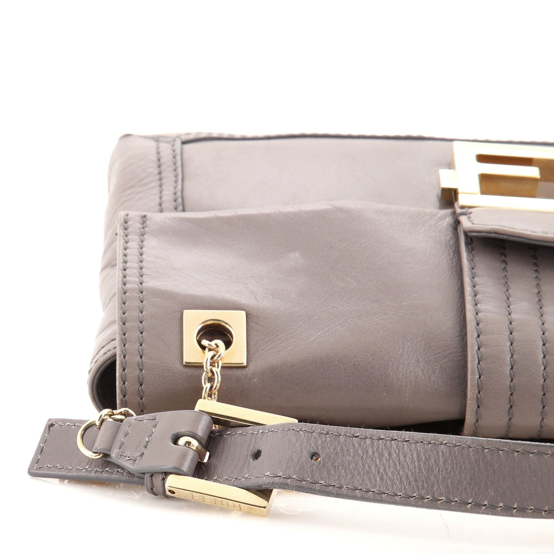 Fendi Chain Strap Baguette Leather Medium In Good Condition In NY, NY