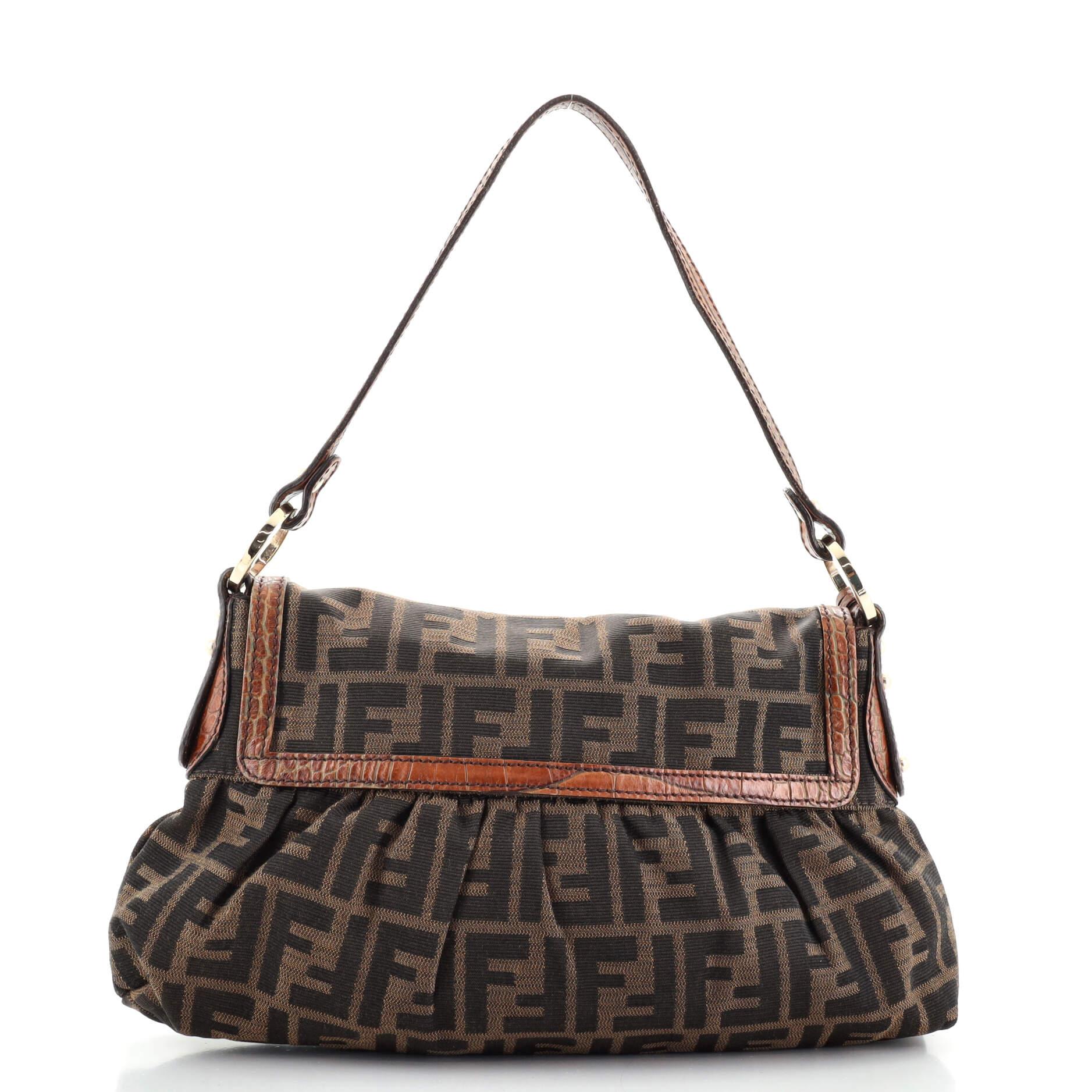 Fendi Chef Bolso con Solapa Zucca Lienzo Pequeño Negro