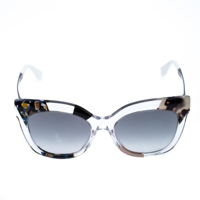 A fashionista like you deserves the best, like these sunglasses from Fendi. Styled to eloquently express your personal style, these sunglasses carry a cat-eye design, clear frame and logo details. While its silhouette will make you stand out, the