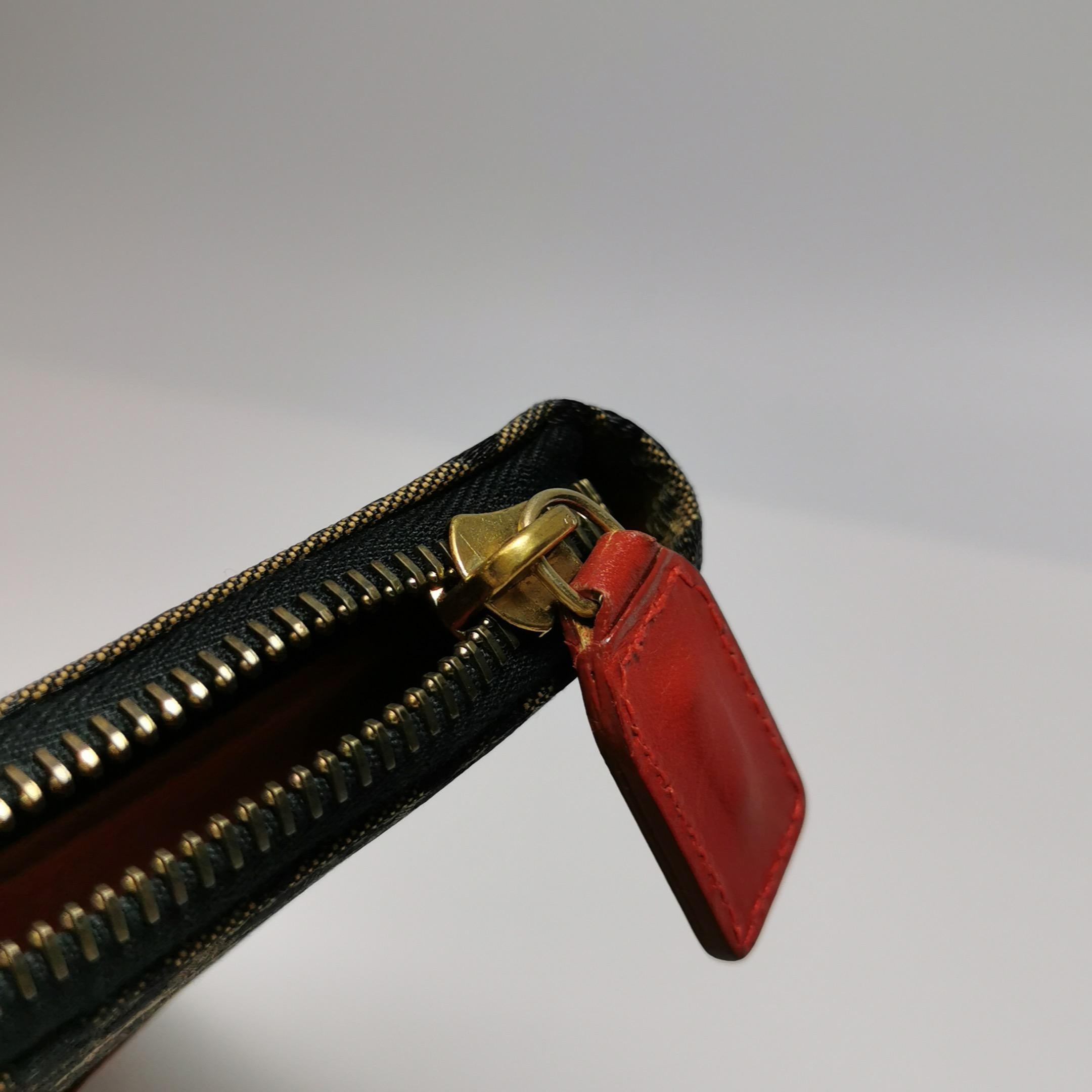 Pochette Fendi in denim con stampa leopardo e manici in pelle rossa 6