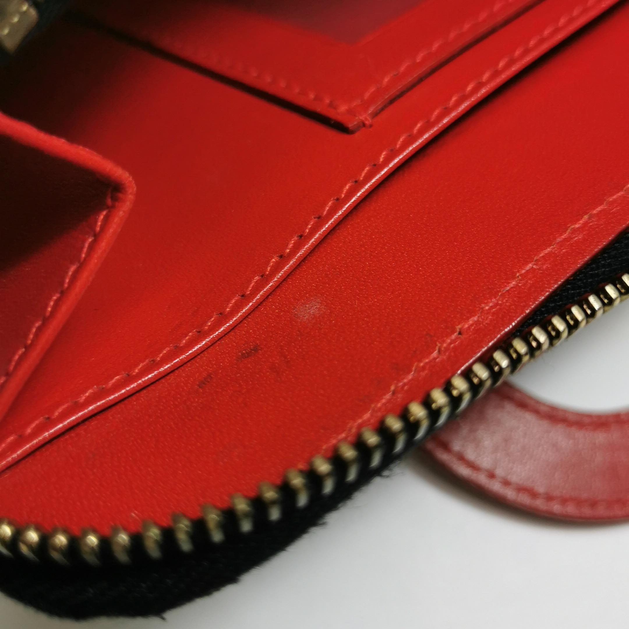 Pochette Fendi in denim con stampa leopardo e manici in pelle rossa 3