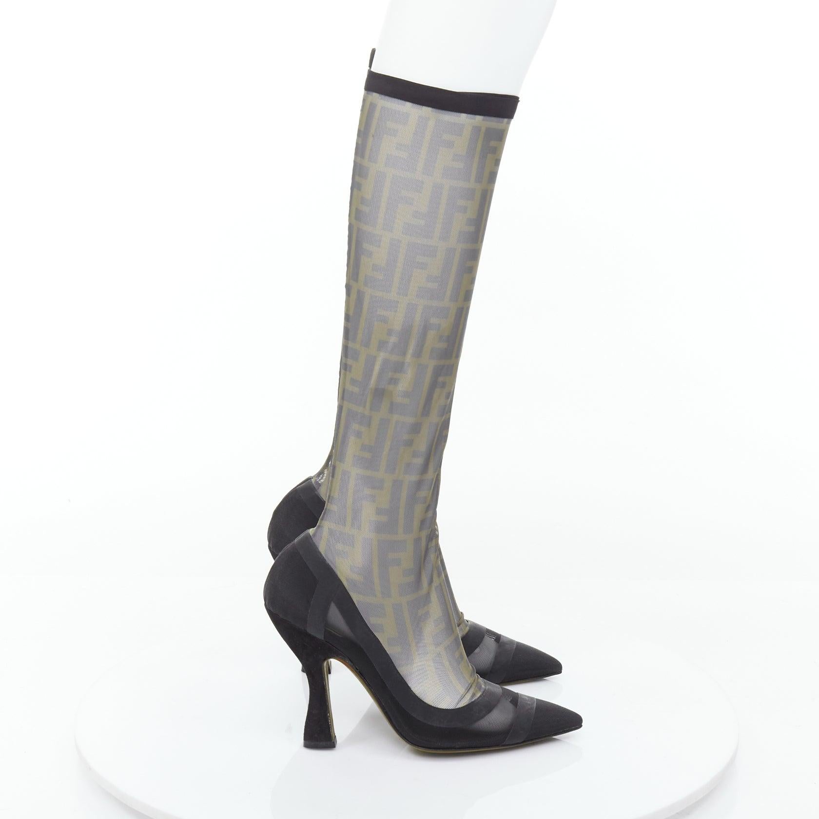 FENDI Colibri brown FF monogram sheer mesh sock boots EU40 Nicki Minaj
Referenz: TGAS/E00056
Marke: Fendi
Modell: Colibri
Gesehen bei: Nicki Minaj
MATERIAL: Mesh, Leder
Farbe: Schwarz, Khaki
Muster: Monogram
Verschluss: Gummizug
Innenfutter: