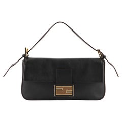 Fendi Convertible Baguette Umhängetasche aus Leder Medium