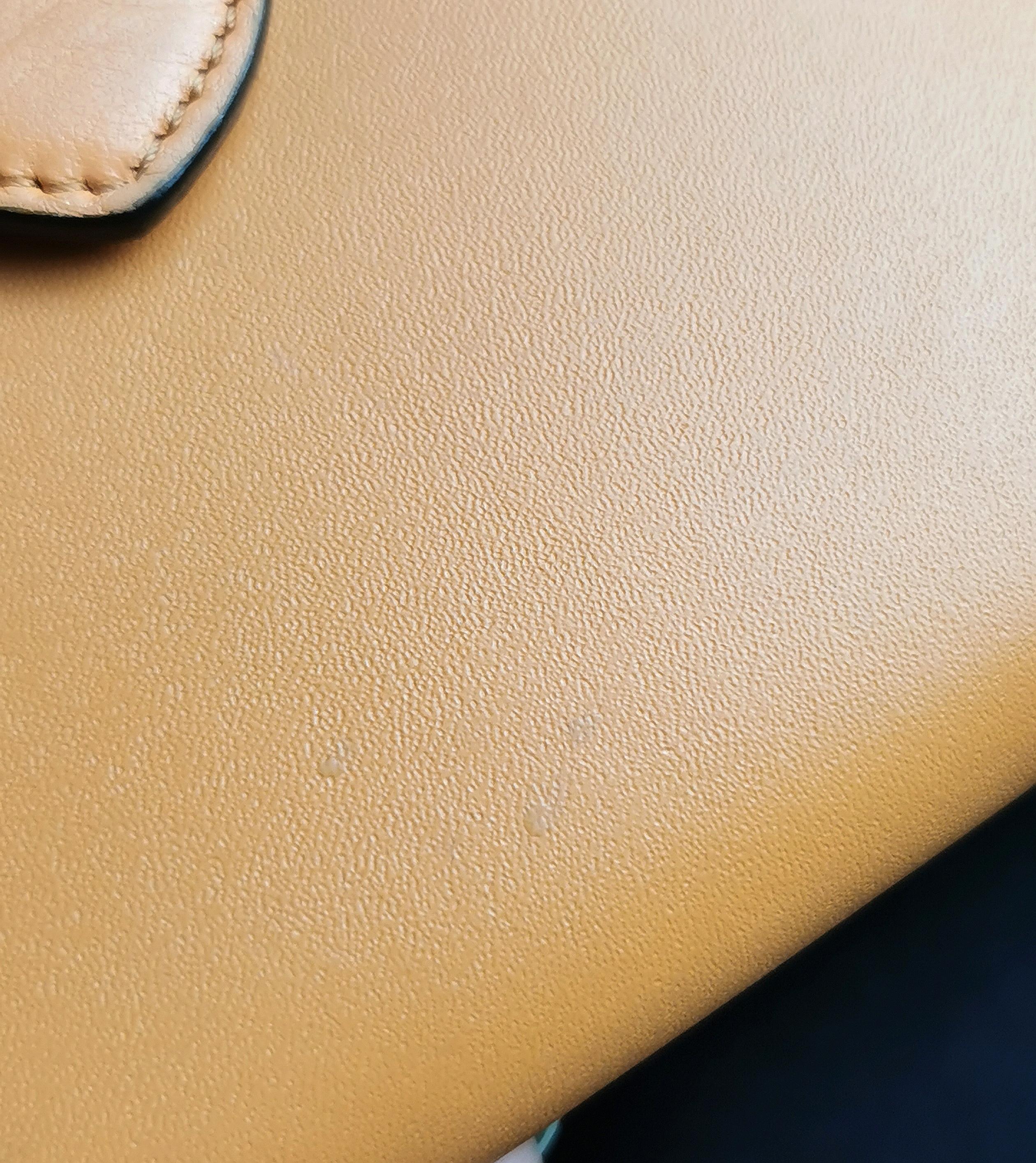 Fendi coral leather clutch purse, bi fold wallet, boxed  For Sale 7