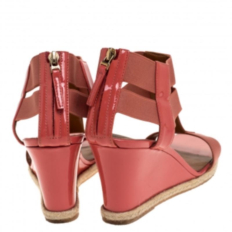 Pink Fendi Coral Patent Leather And Elastic T-Strap Espadrille Wedge Sandals Size 37 For Sale