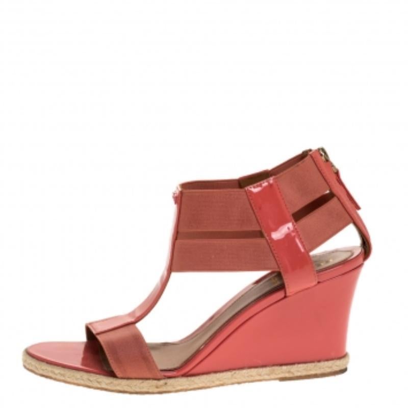 Women's Fendi Coral Patent Leather And Elastic T-Strap Espadrille Wedge Sandals Size 37 For Sale