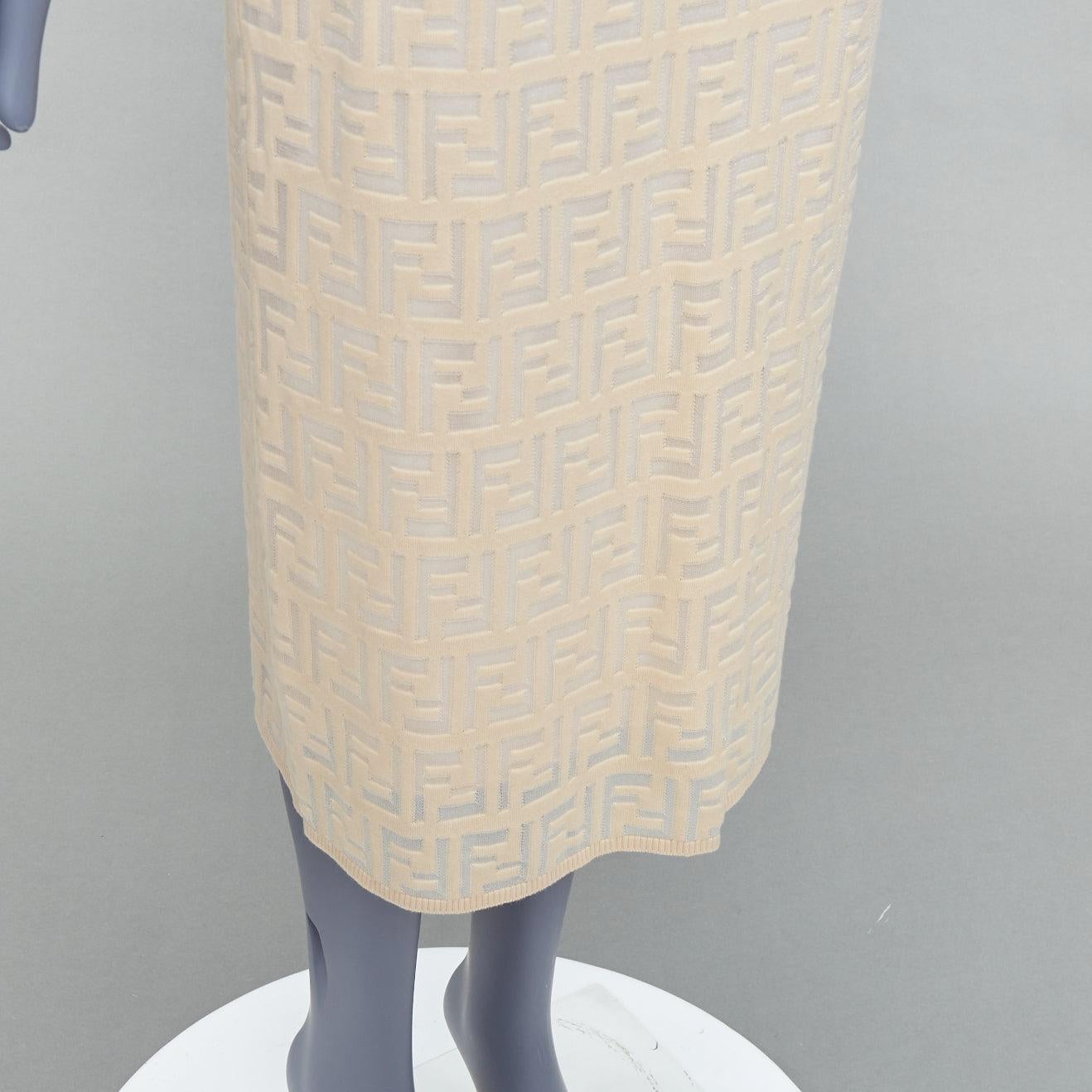 FENDI cream beige cotton blend FF Zucca monogram knit pencil skirtIT IT42 M For Sale 2