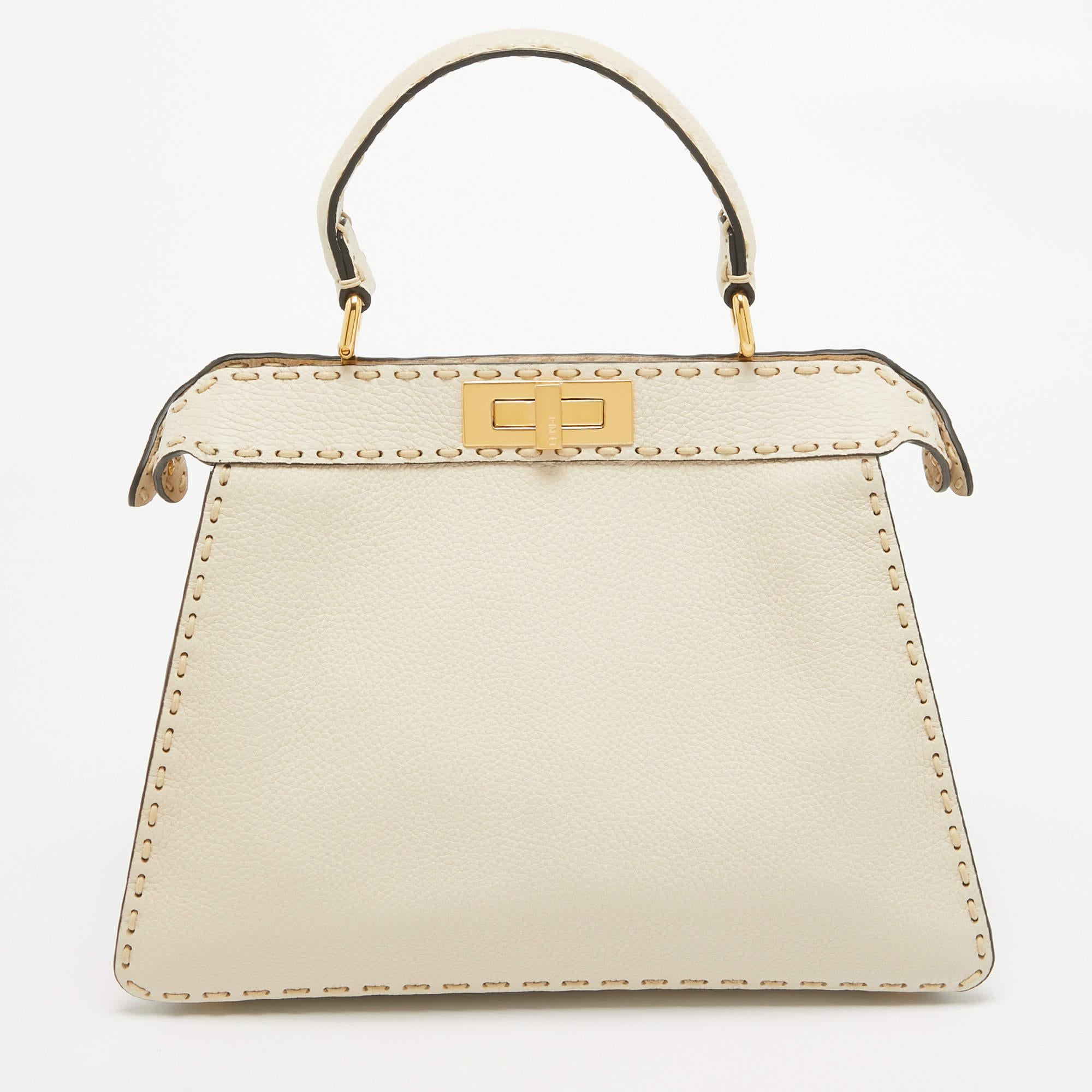 Fendi Cream Selleria Leather Medium Peekaboo ISeeU Top Handle Bag In New Condition For Sale In Dubai, Al Qouz 2