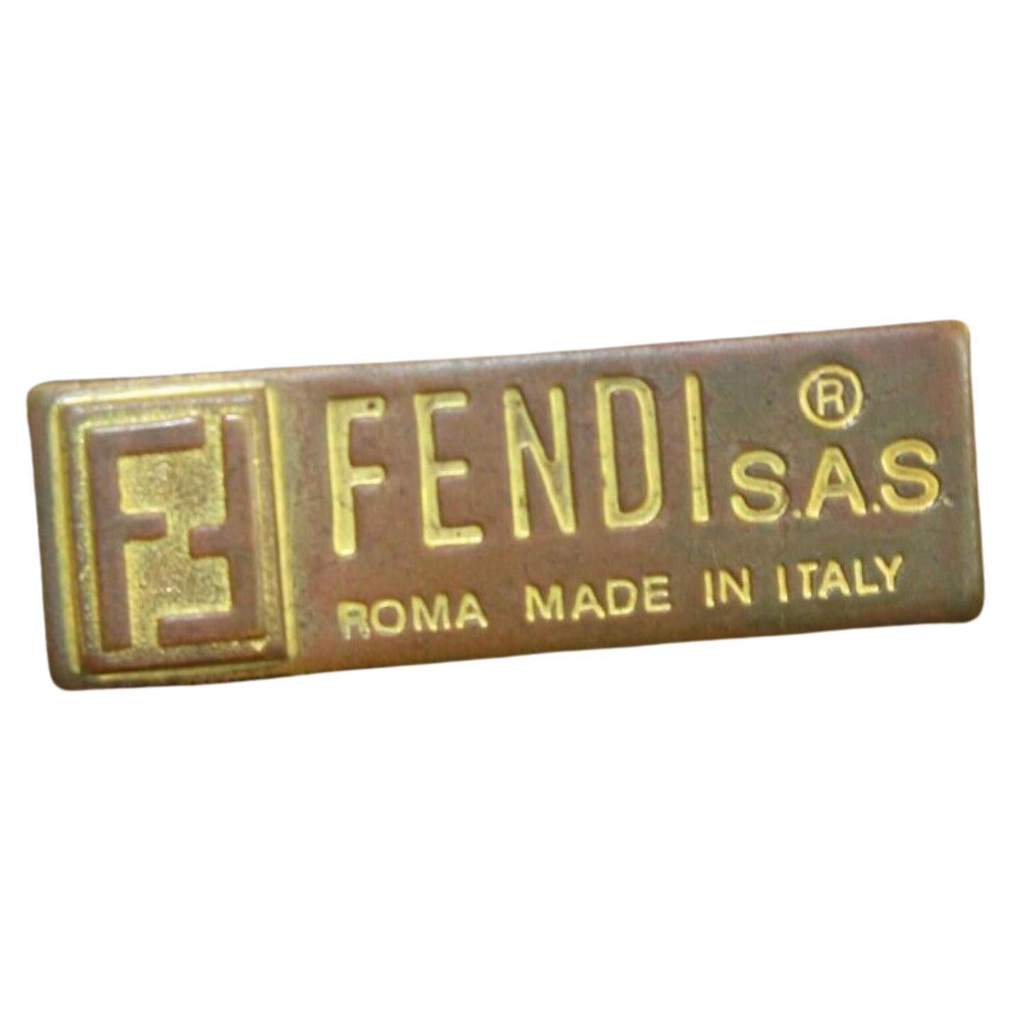 Fendi Crystal Monogram Zucca Shopper Tote 3FF0501
Fabriqué en : Italie

Mesures : Longueur :  11