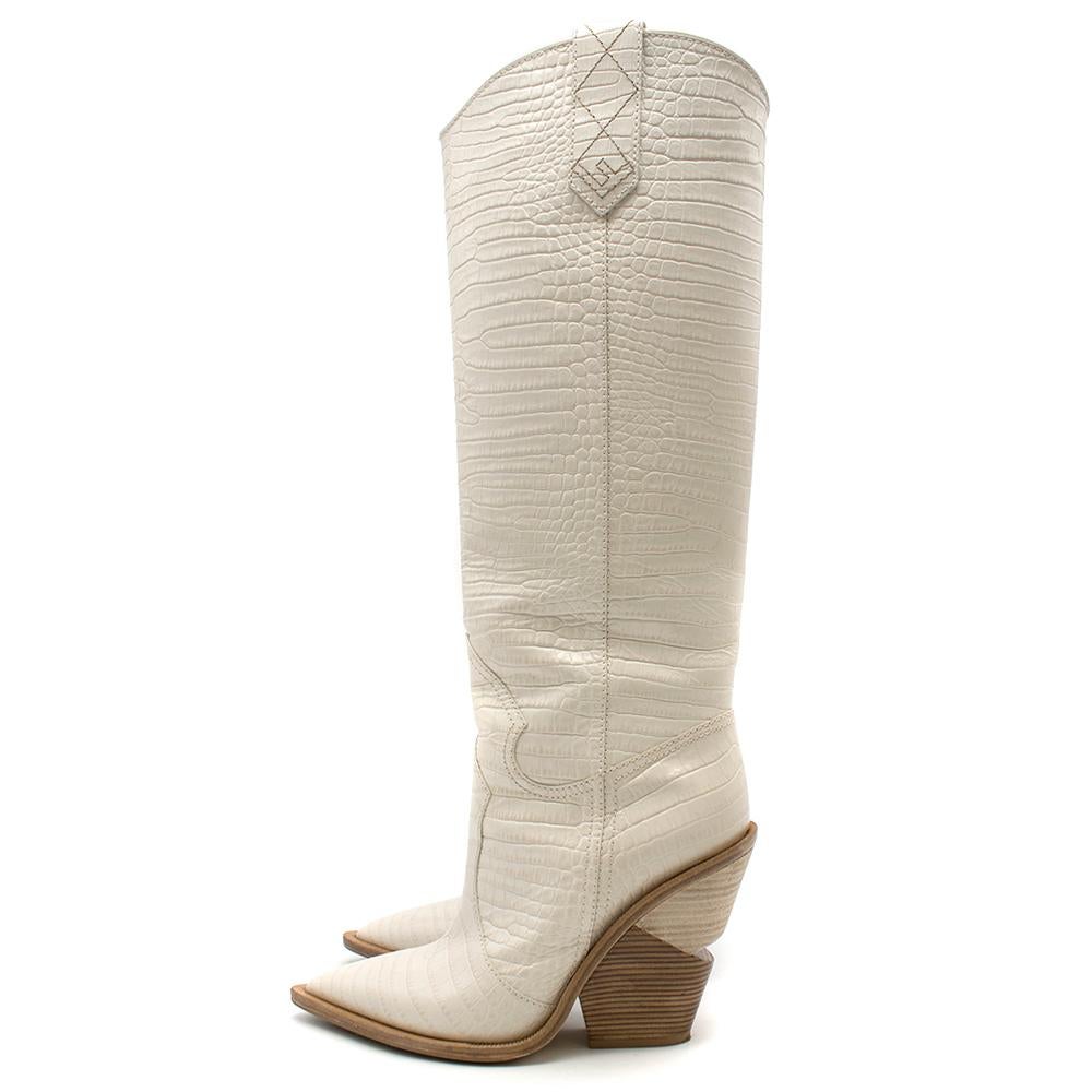 White Fendi Cutwalk white crocodile-effect leather tall boots SIZE 39