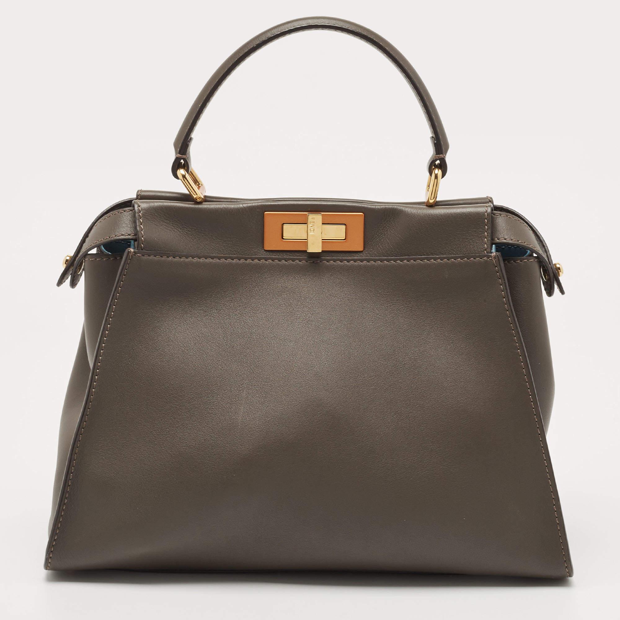 Fendi Dark Beige Leather Medium Peekaboo Top Handle Bag In Good Condition In Dubai, Al Qouz 2