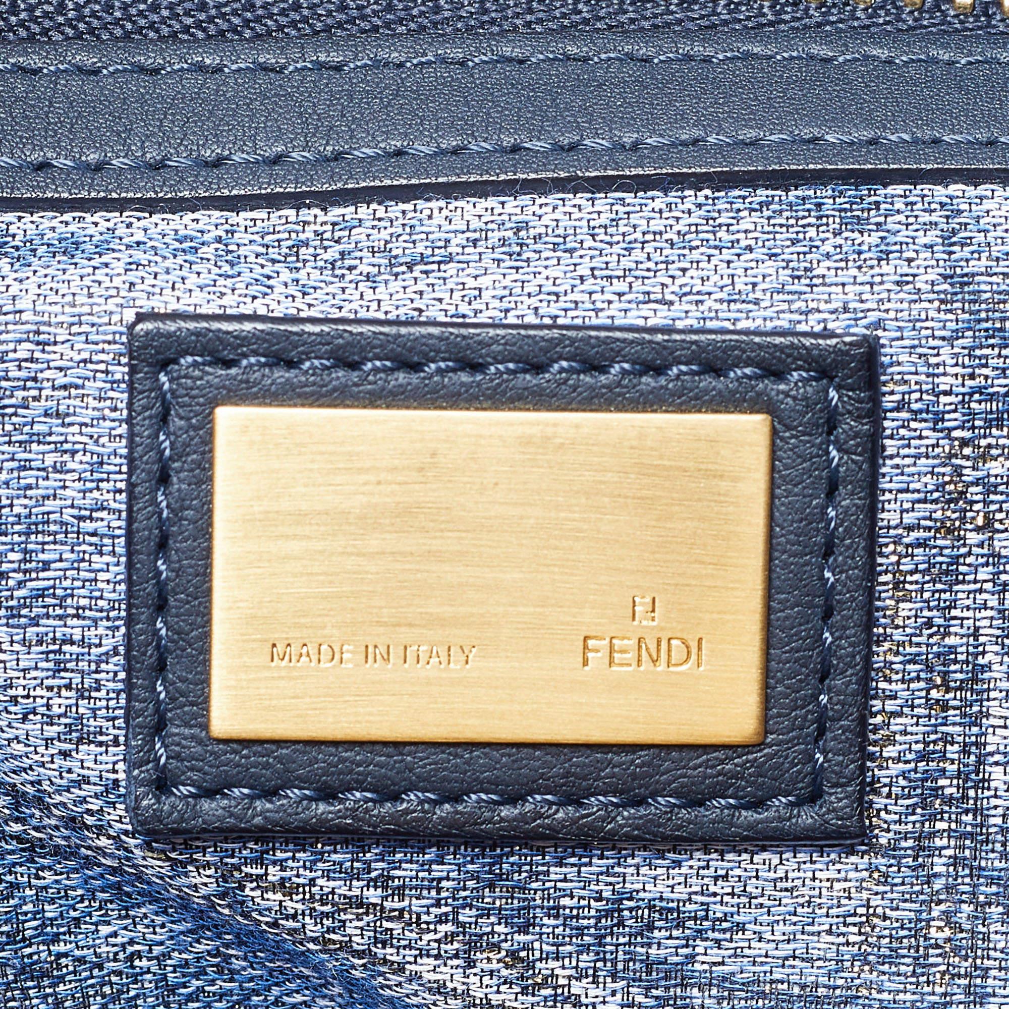 Fendi - Grand sac à main en cuir bleu foncé Peekaboo avec anse supérieure Pour femmes en vente