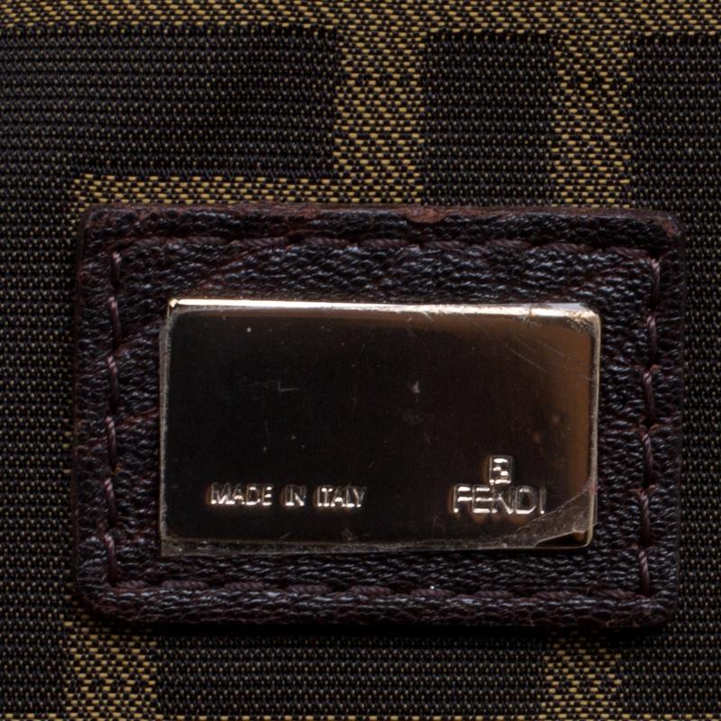 Fendi Dark Brown Leather Large Spy Bag In Good Condition In Dubai, Al Qouz 2