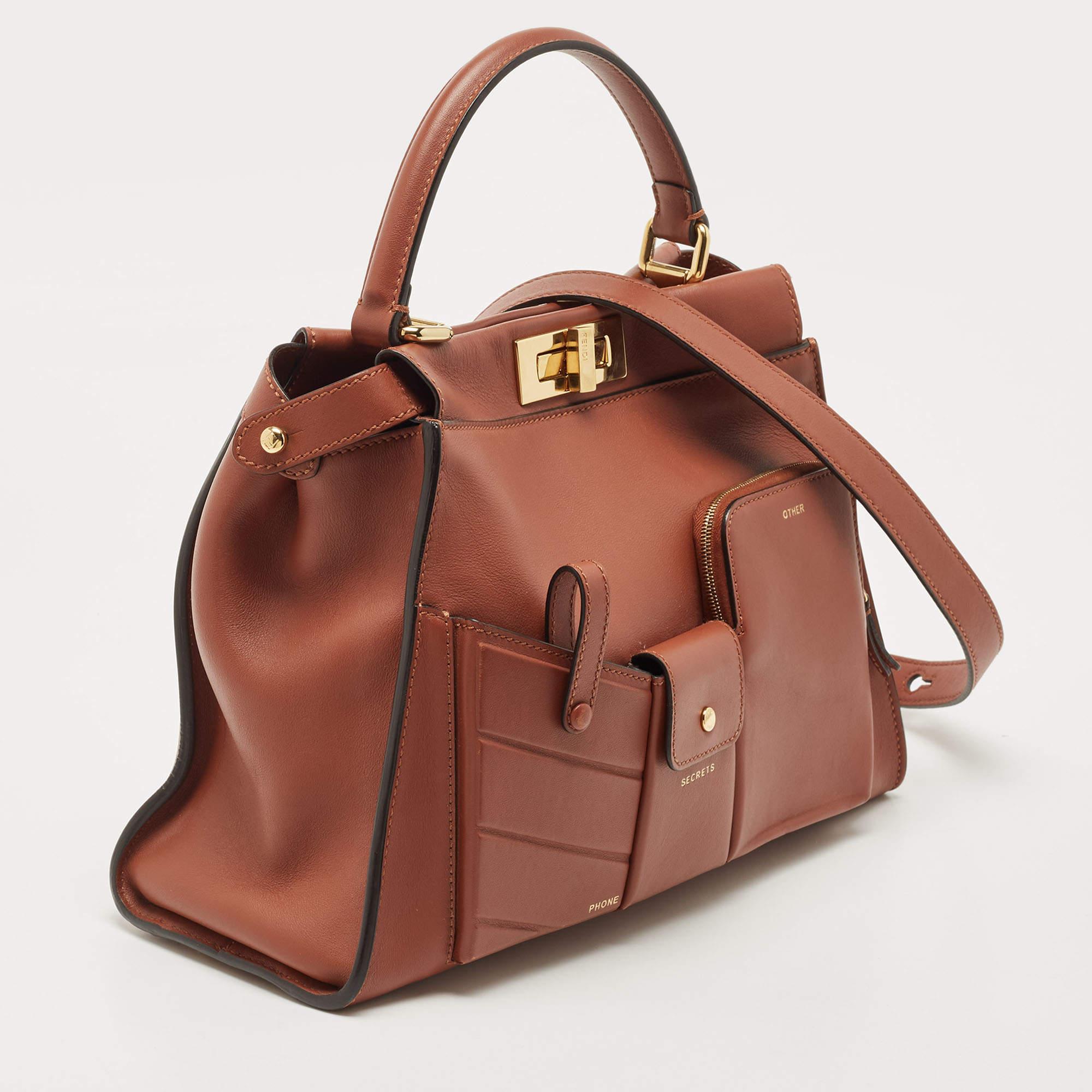 Fendi Dark Brown Leather Medium Pocket Peekaboo Top Handle Bag In Good Condition In Dubai, Al Qouz 2