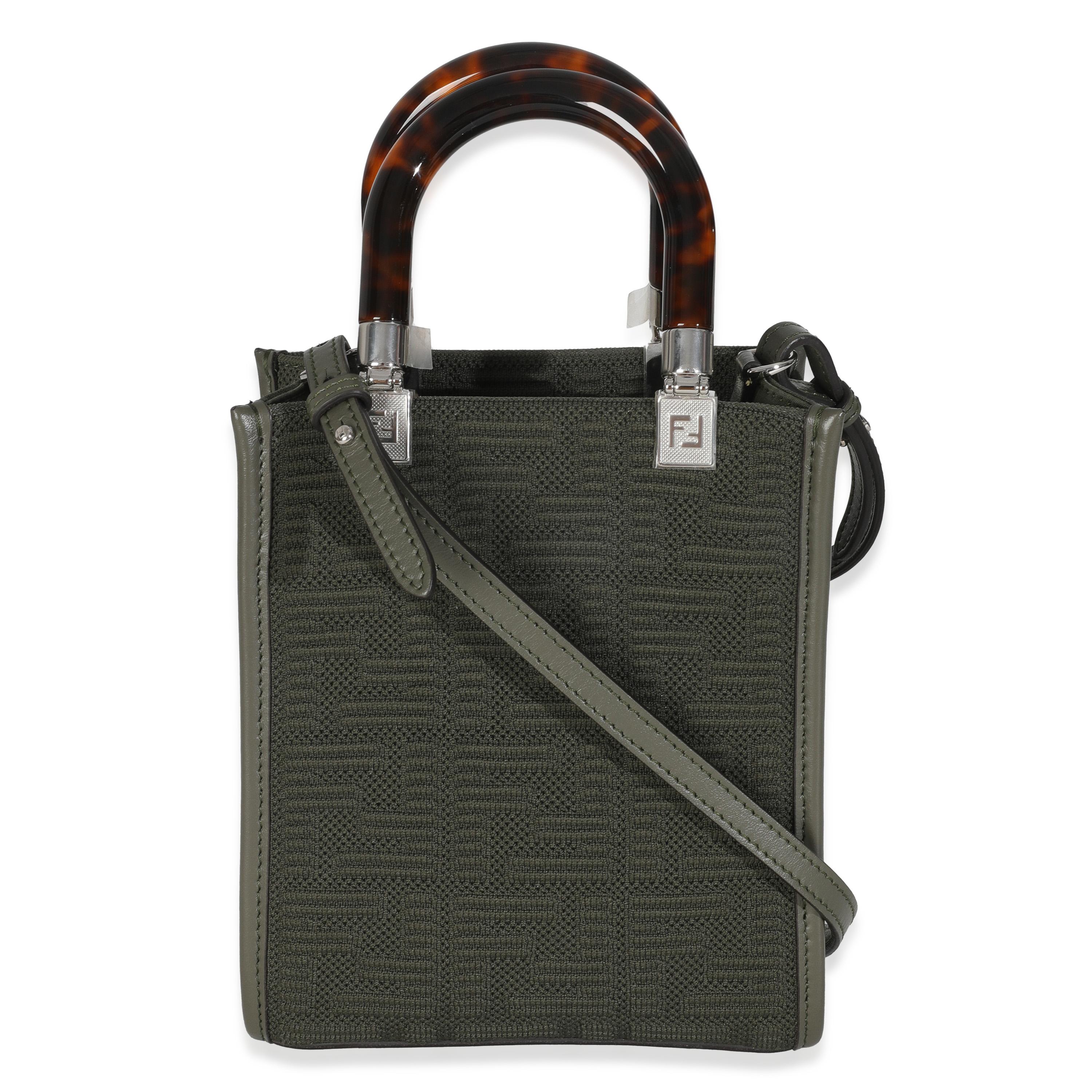 Fendi Vert foncé Tissu technique FF Mini Fendi Sunshine Shopper en vente 2