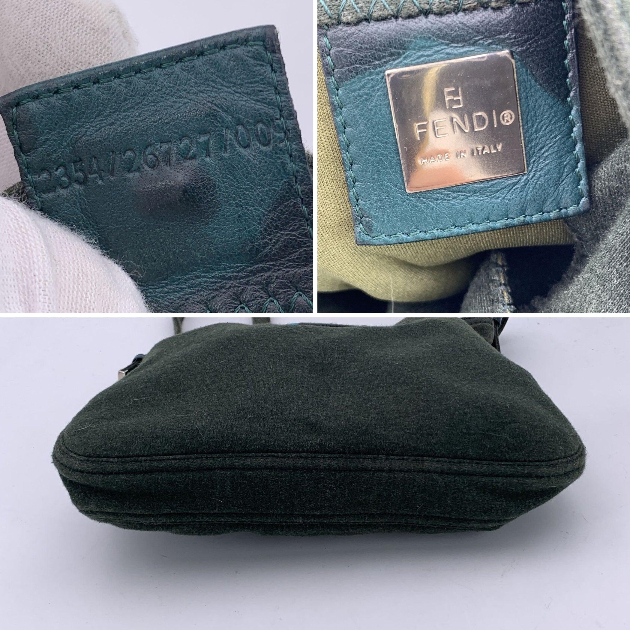 Fendi Sac à bandoulière Mamma Baguette en tissu de laine vert foncé Bon état à Rome, Rome