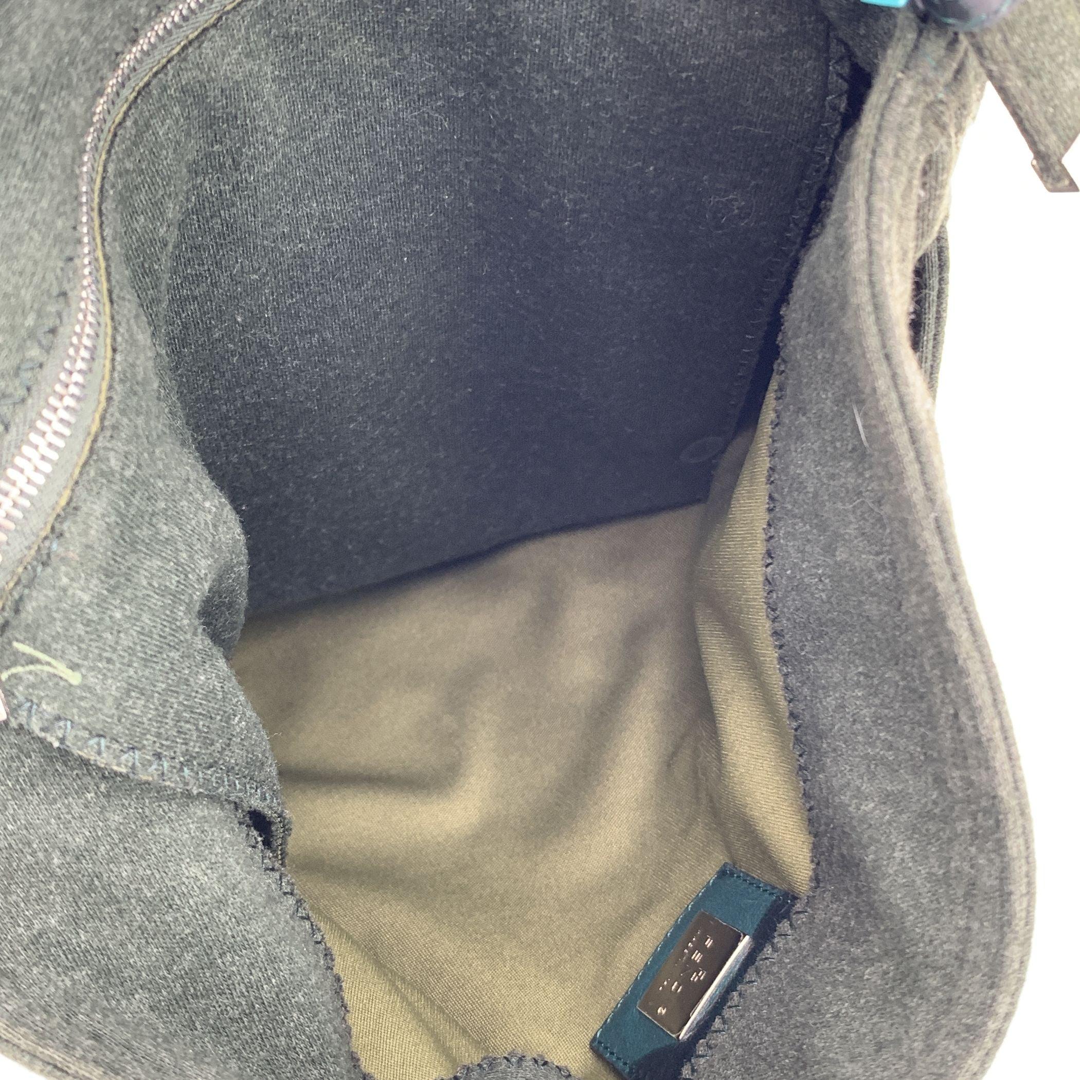  Fendi Sac à bandoulière Mamma Baguette en tissu de laine vert foncé Pour femmes 
