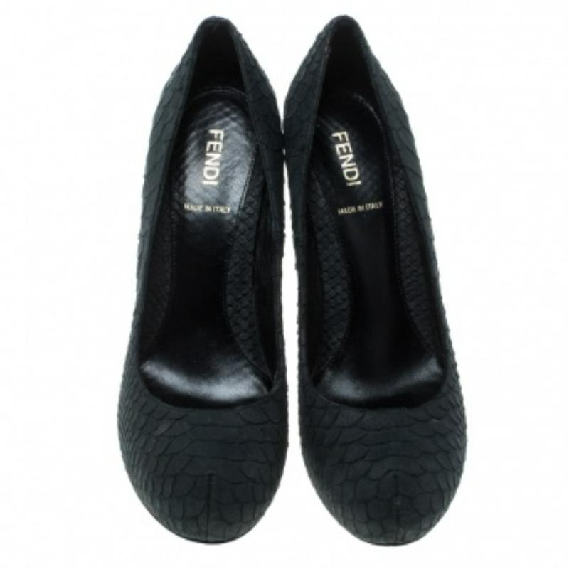 Fendi escarpins à plateforme Superstar gris foncé, taille 38 en vente 1