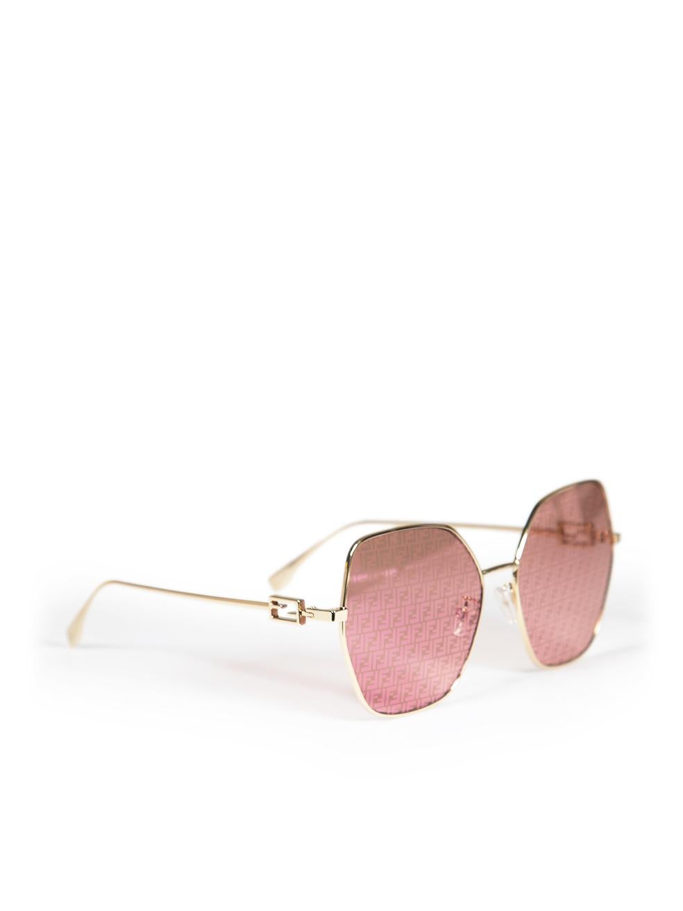Fendi Dark Pink Logo Butterfly Sunglasses In New Condition For Sale In London, GB