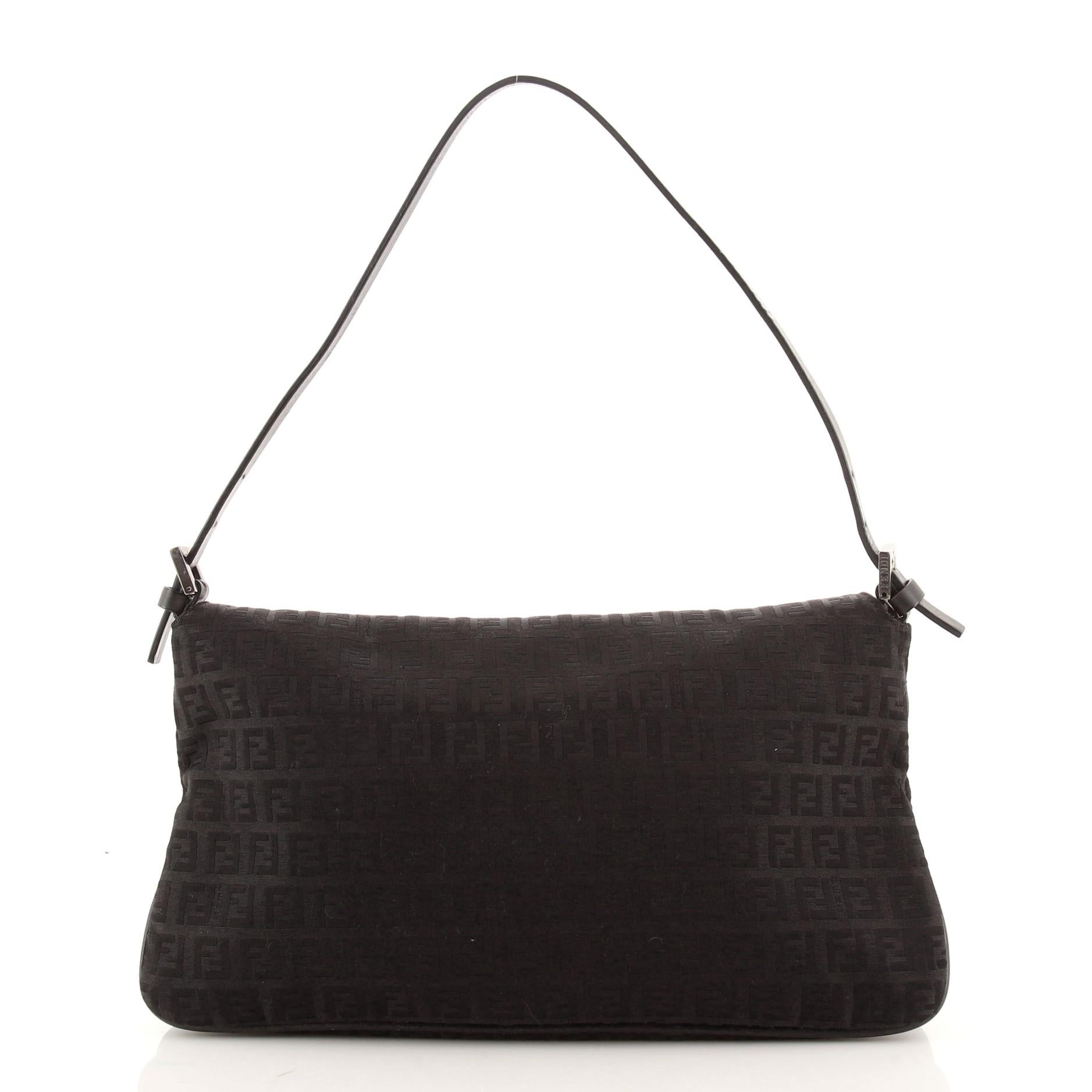 Fendi Tasche mit doppelter Klappe aus Zucchino-Segeltuch Medium (Schwarz)