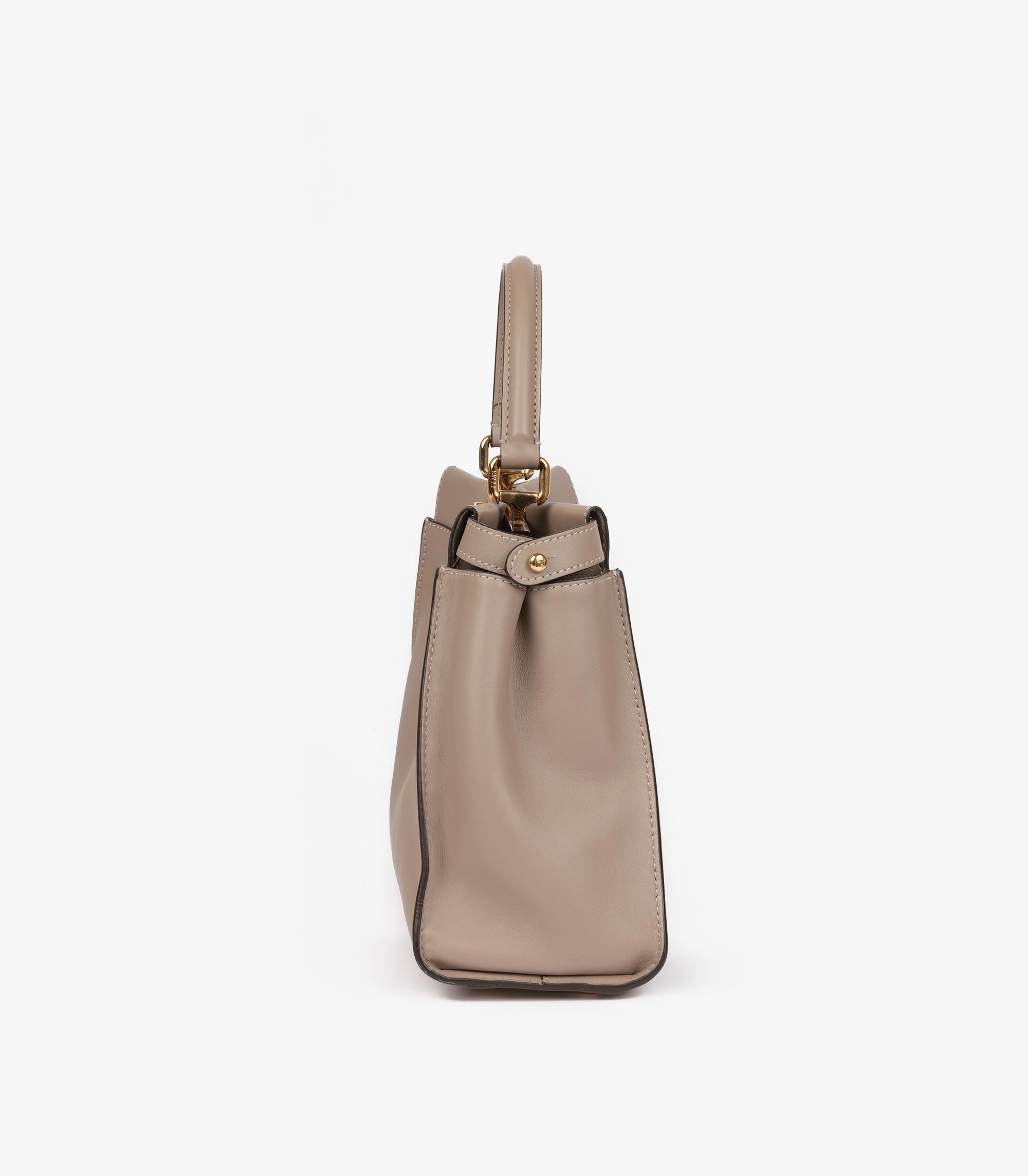 Fendi Dove Grey Soft Calfskin Leather Medium Peekaboo (Braun) im Angebot