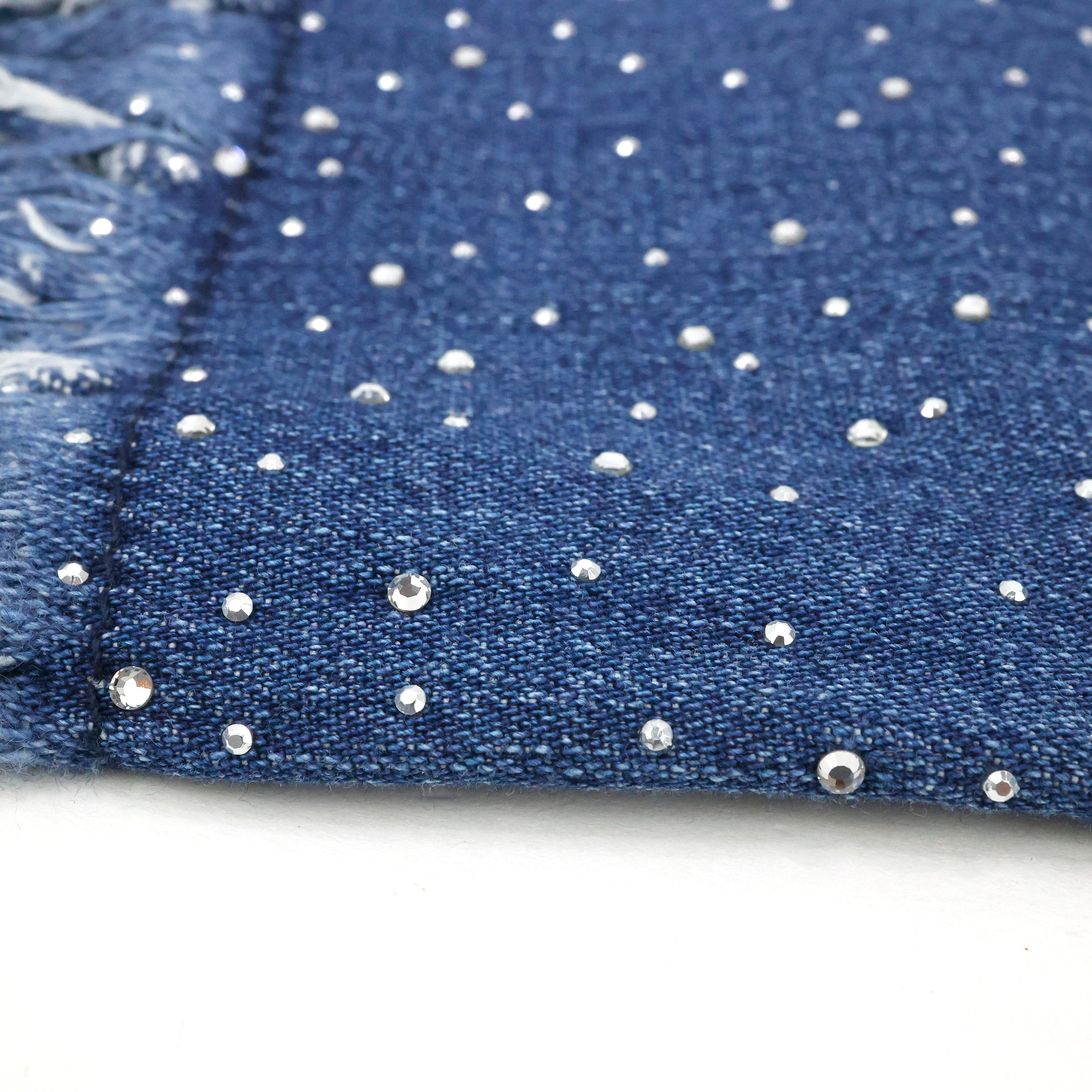 Jean évasé à franges avec ornements Fendi en vente 4