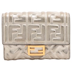 Vintage Fendi Embossed Zucca Laminated Leather  Bifold Wallet Silver
