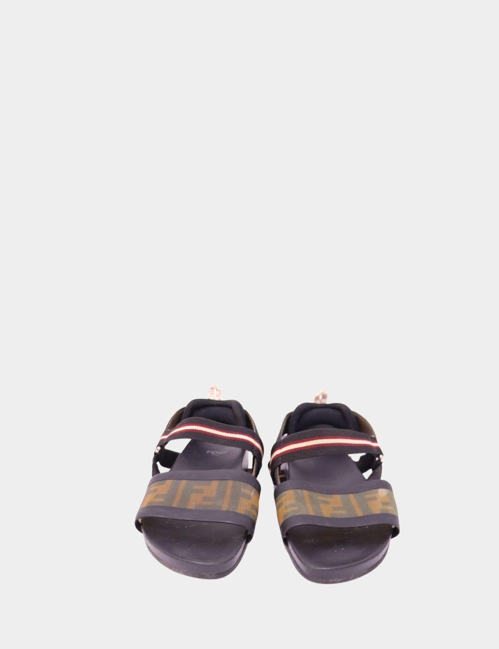 Fendi - UE 37 en Bueno estado para la venta en Amman, JO
