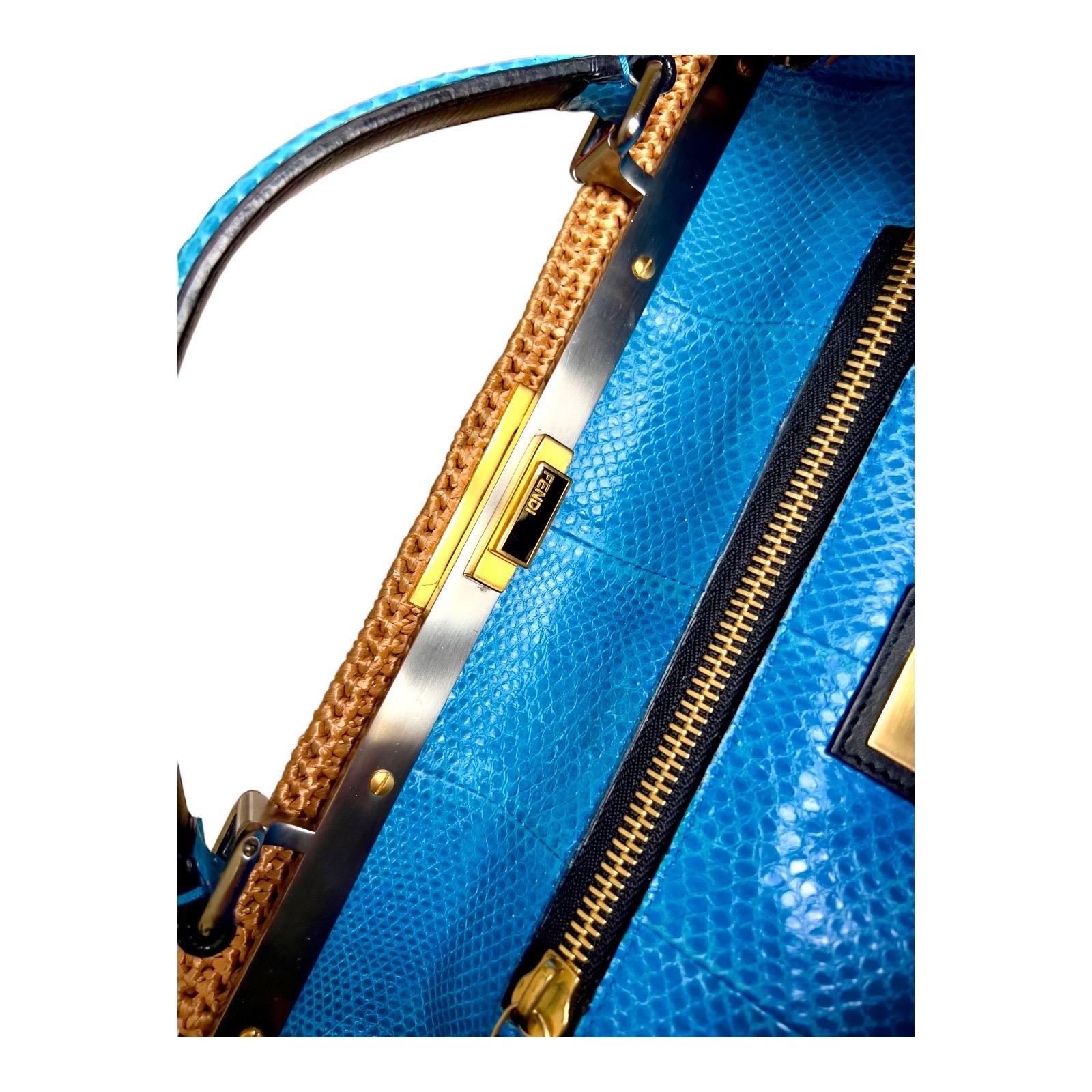 FENDI Exotic XL Gewebte Peekaboo Raffia Tasche mit Schulterriemen aus Raffia im Angebot 3