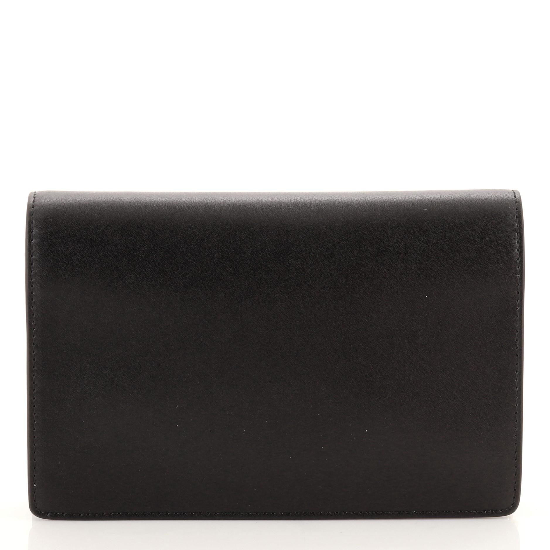 Fendi F is Fendi Envelope Wallet on Chain Leather In Good Condition In NY, NY